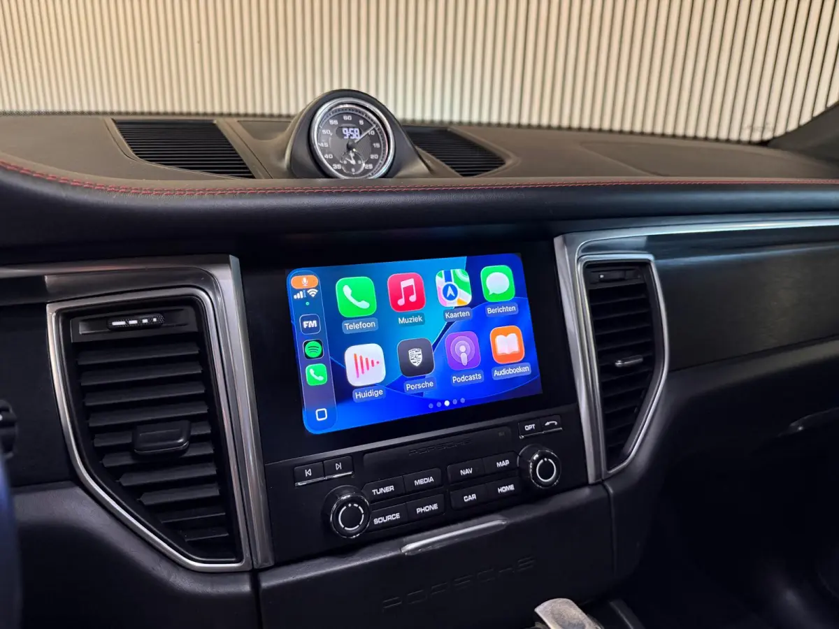 3.0 GTS-SPORT DESIGN-PANORAMA-LUCHTVERING-TREKHAAK-PDLS-SOUND-APPLE CARPLAY-COMPLEET