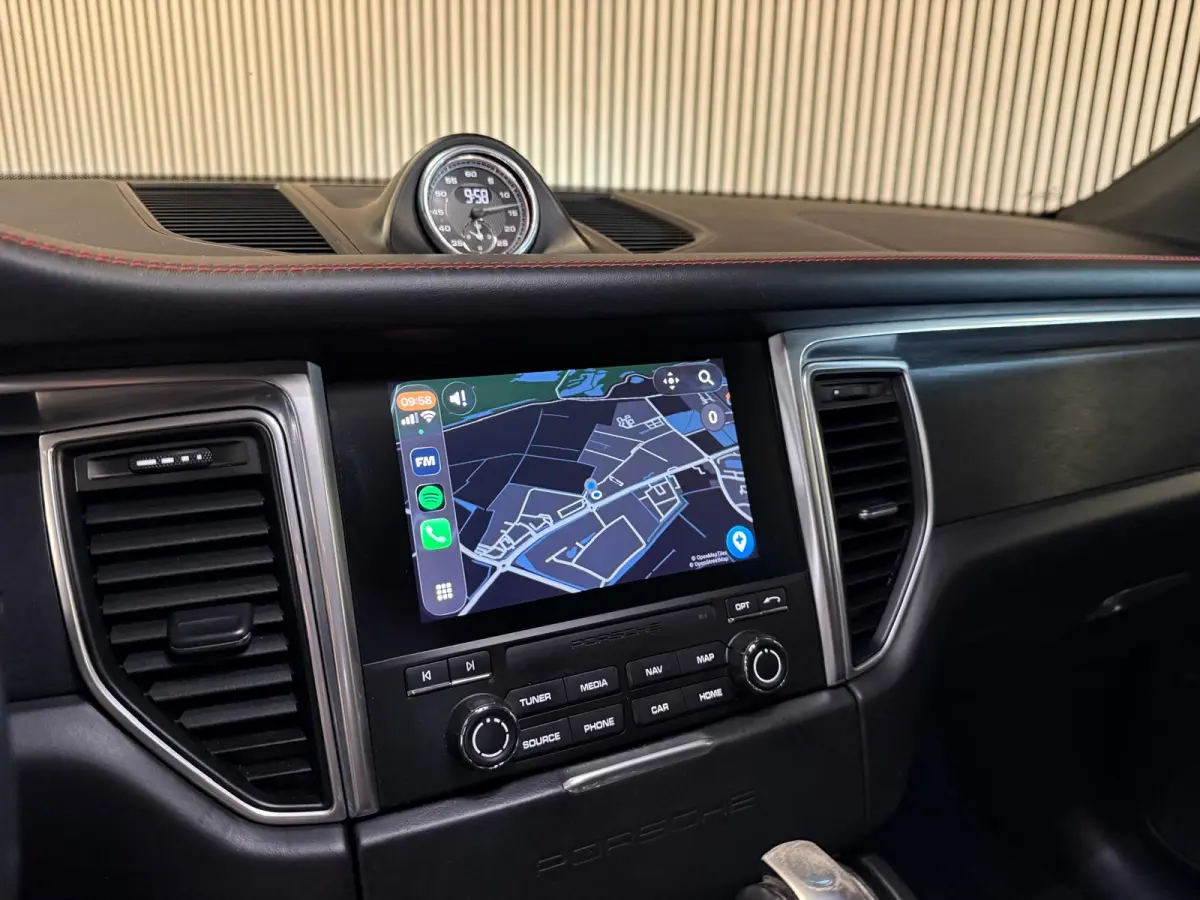 3.0 GTS-SPORT DESIGN-PANORAMA-LUCHTVERING-TREKHAAK-PDLS-SOUND-APPLE CARPLAY-COMPLEET