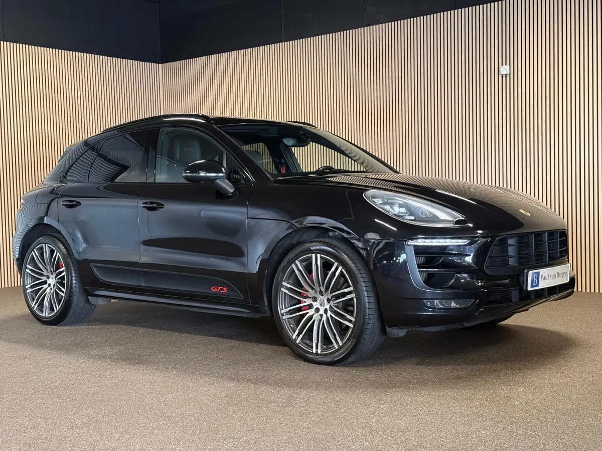 3.0 GTS-SPORT DESIGN-PANORAMA-LUCHTVERING-TREKHAAK-PDLS-SOUND-APPLE CARPLAY-COMPLEET