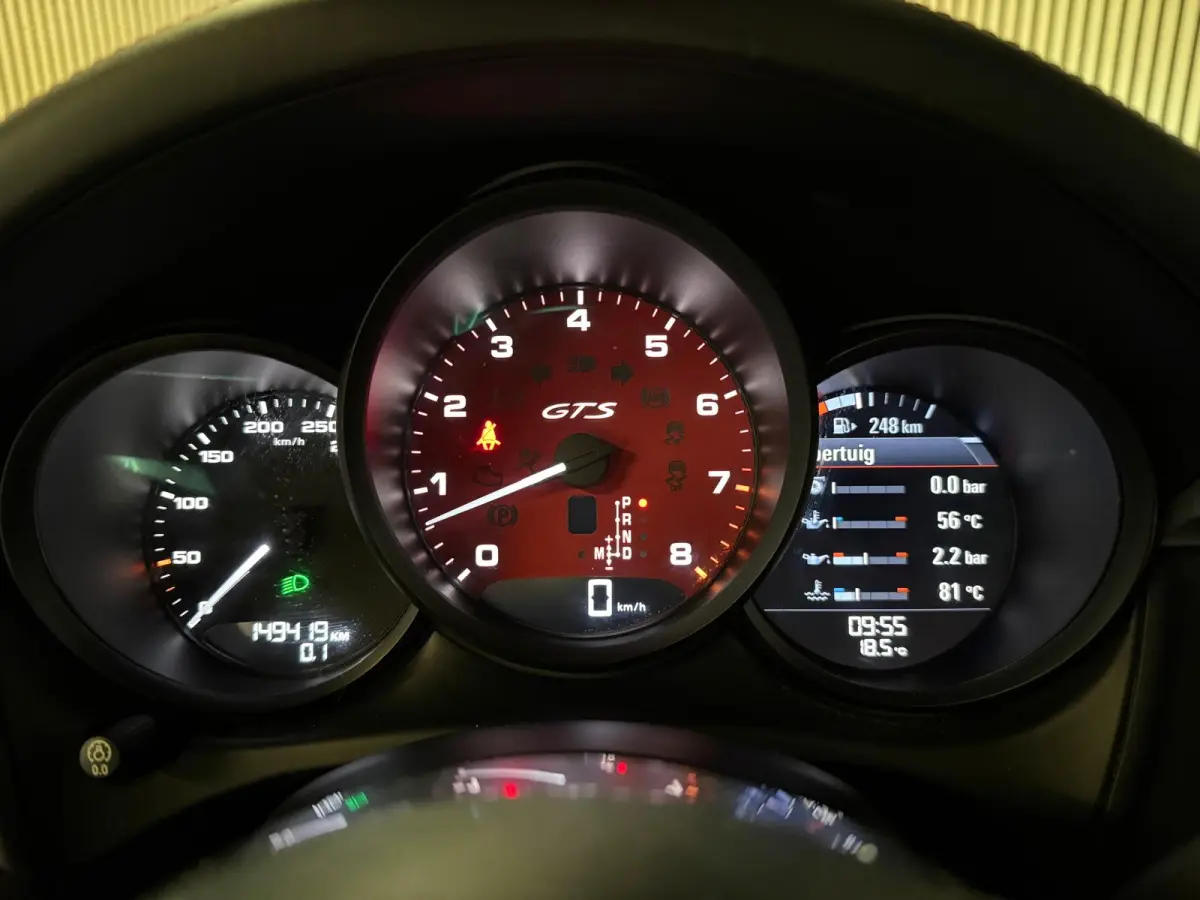 3.0 GTS-SPORT DESIGN-PANORAMA-LUCHTVERING-TREKHAAK-PDLS-SOUND-APPLE CARPLAY-COMPLEET