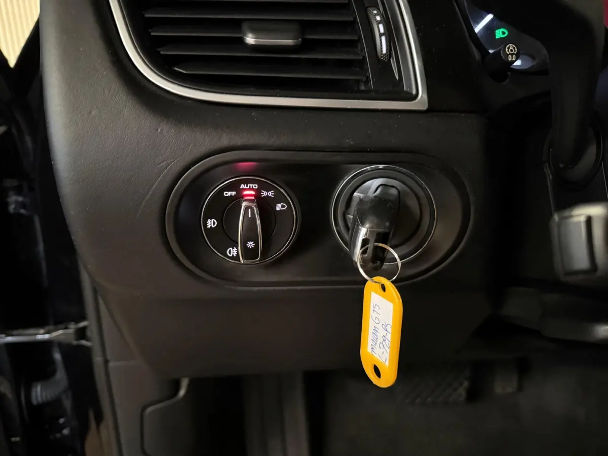 3.0 GTS-SPORT DESIGN-PANORAMA-LUCHTVERING-TREKHAAK-PDLS-SOUND-APPLE CARPLAY-COMPLEET