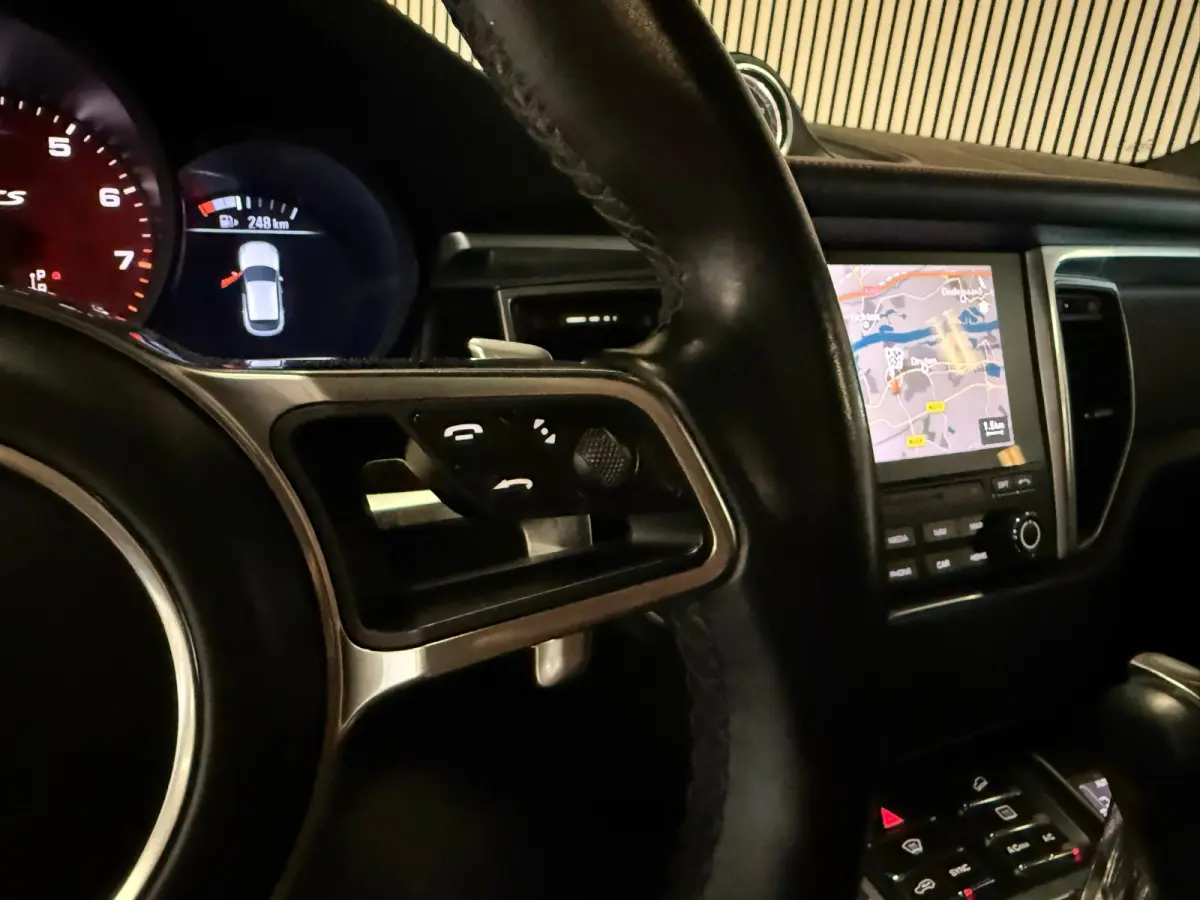 3.0 GTS-SPORT DESIGN-PANORAMA-LUCHTVERING-TREKHAAK-PDLS-SOUND-APPLE CARPLAY-COMPLEET