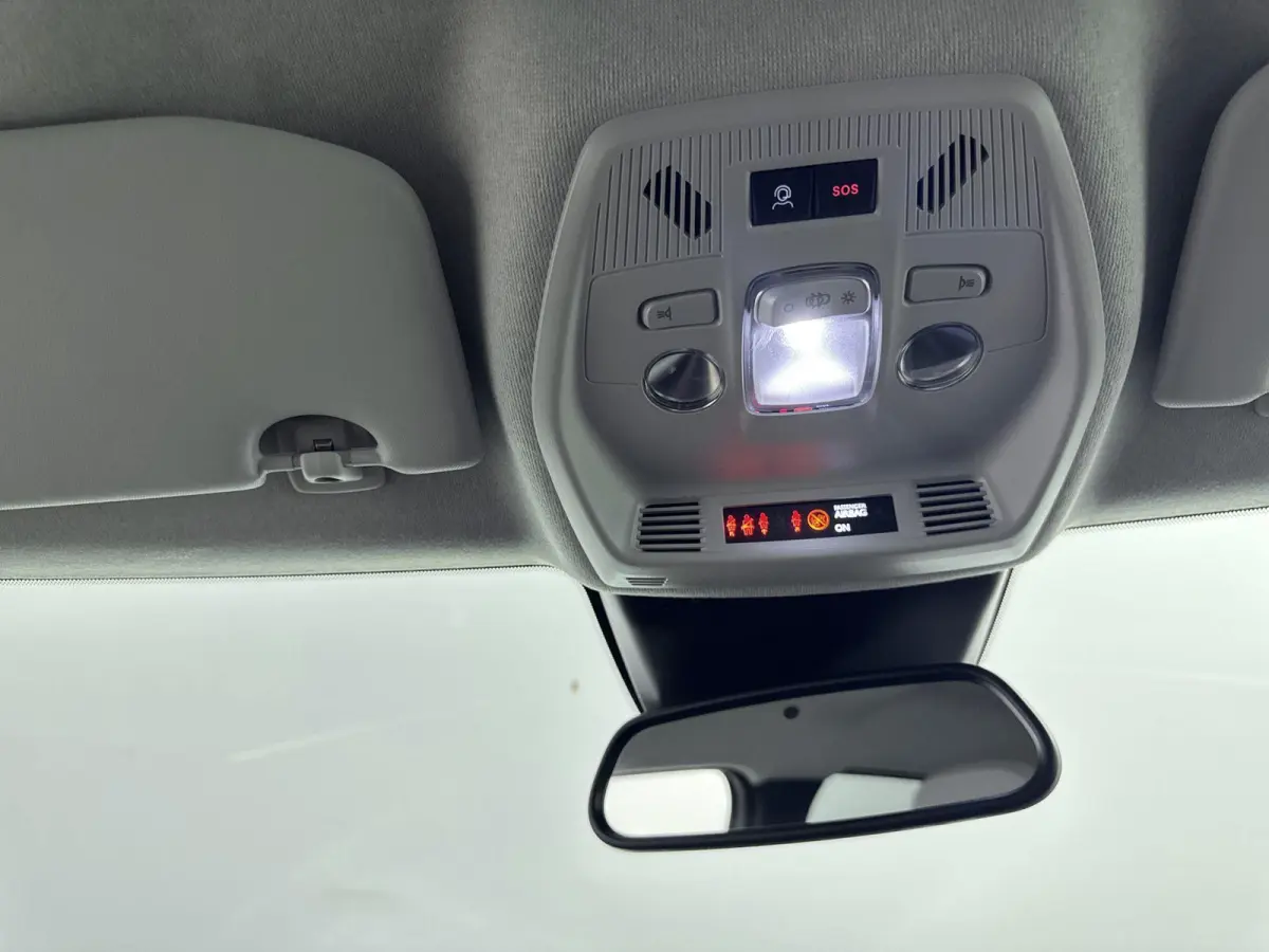 Max 44kWh | 1ste eigenaar | 100% ACCU | Camera | LED lampen | 17"LMV | AppleCarPlay/Android | AUTOMAAT