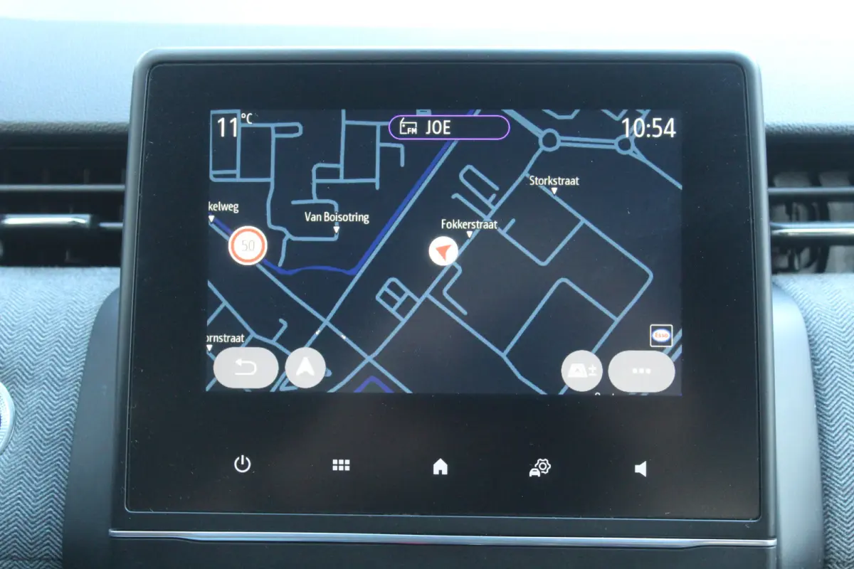 1.0 TCe 90 GPF techno l Cruise Control l Lane Assist l PDC Achter l Navi l Airco l Keyless Entry/Start