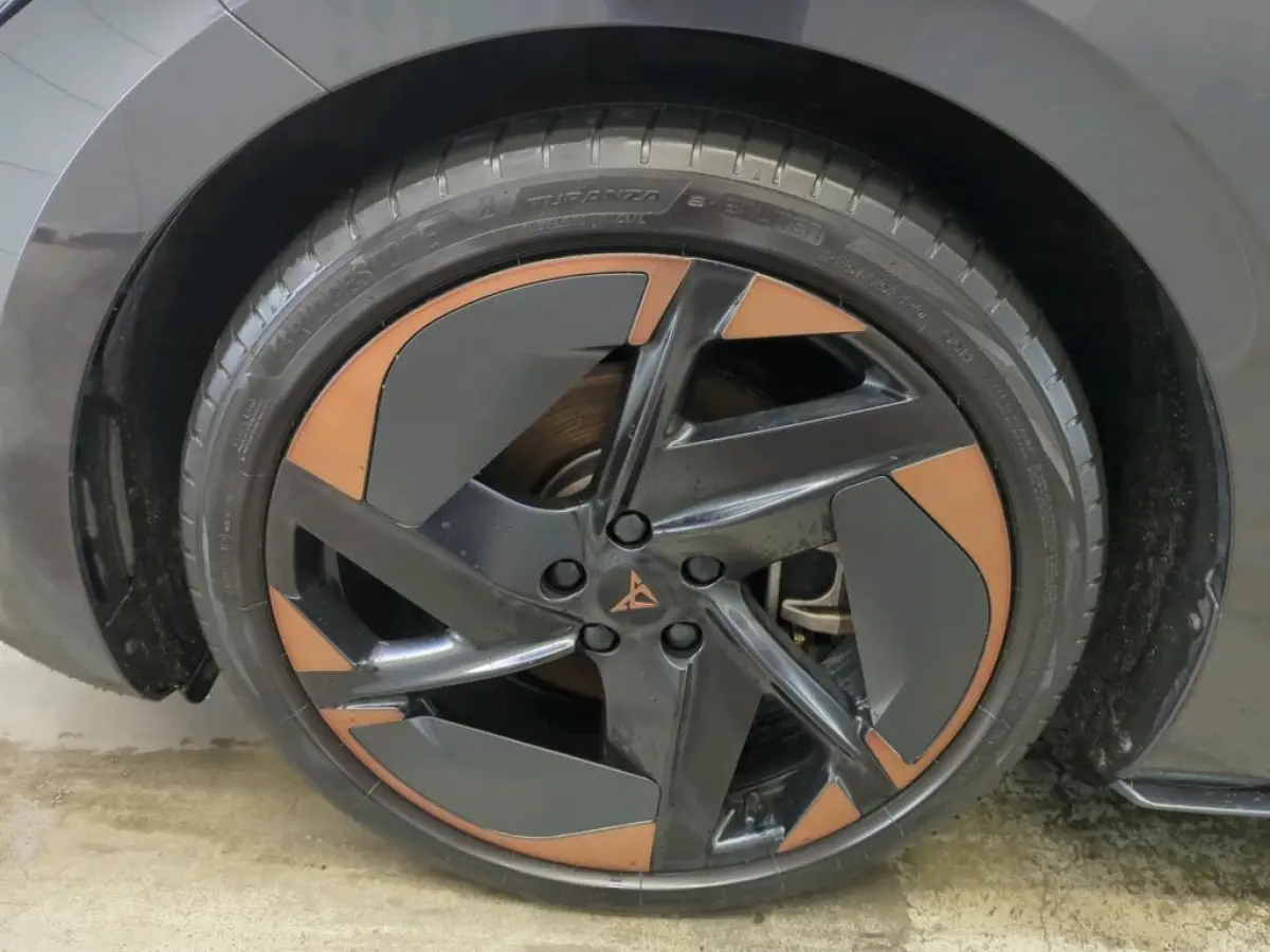 Copper Edition One 62 kWh SOH 90,52% I PANO DAK I ELEK. + SPORT STOELEN I FULL OPTIONS I ORG.NL + NAP