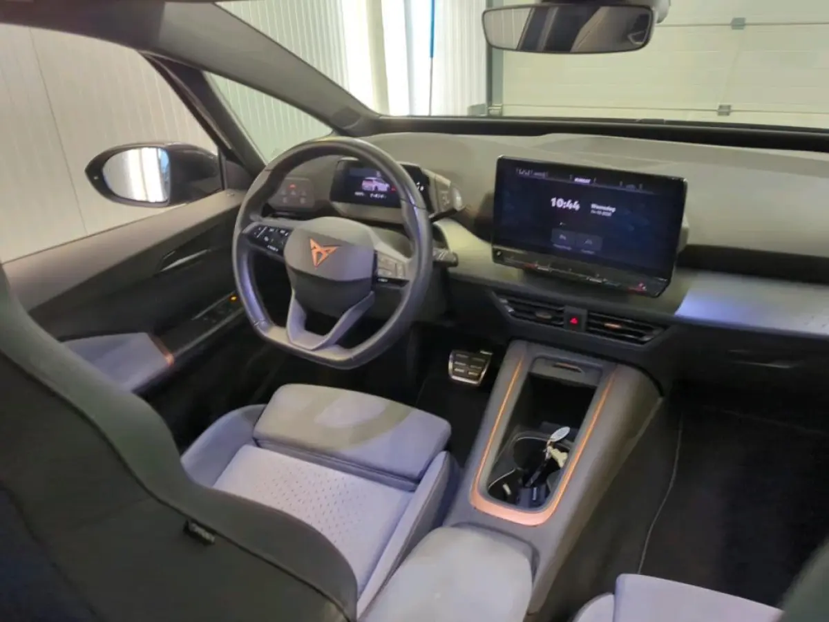 Copper Edition One 62 kWh SOH 90,52% I PANO DAK I ELEK. + SPORT STOELEN I FULL OPTIONS I ORG.NL + NAP