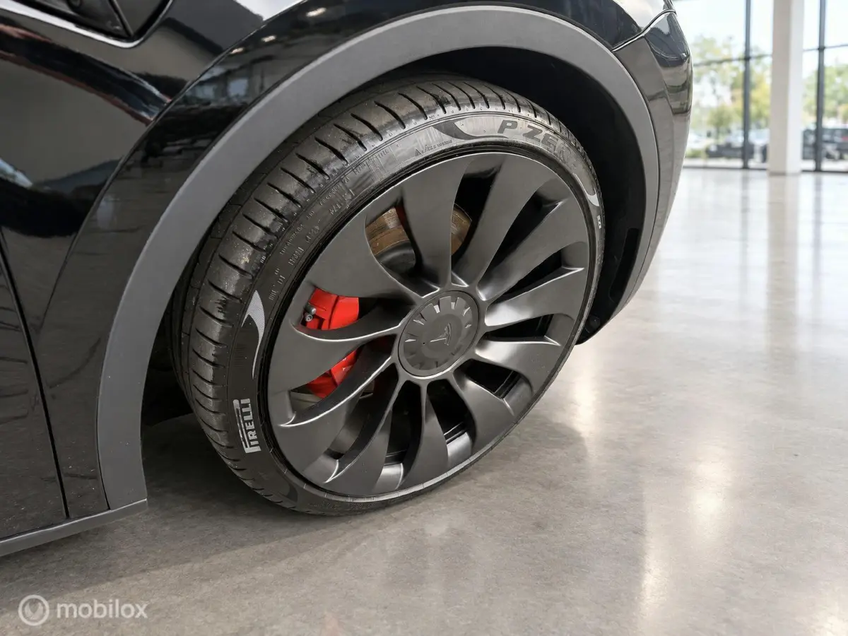 Performance AWD 463PK | SOH 90% | 21”| Accugarantie 2031 | Trekhaak 1600kg | Warmtepomp | Autopilot