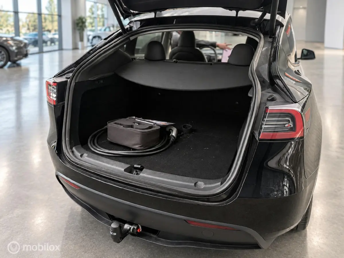 Performance AWD 463PK | SOH 90% | 21”| Accugarantie 2031 | Trekhaak 1600kg | Warmtepomp | Autopilot