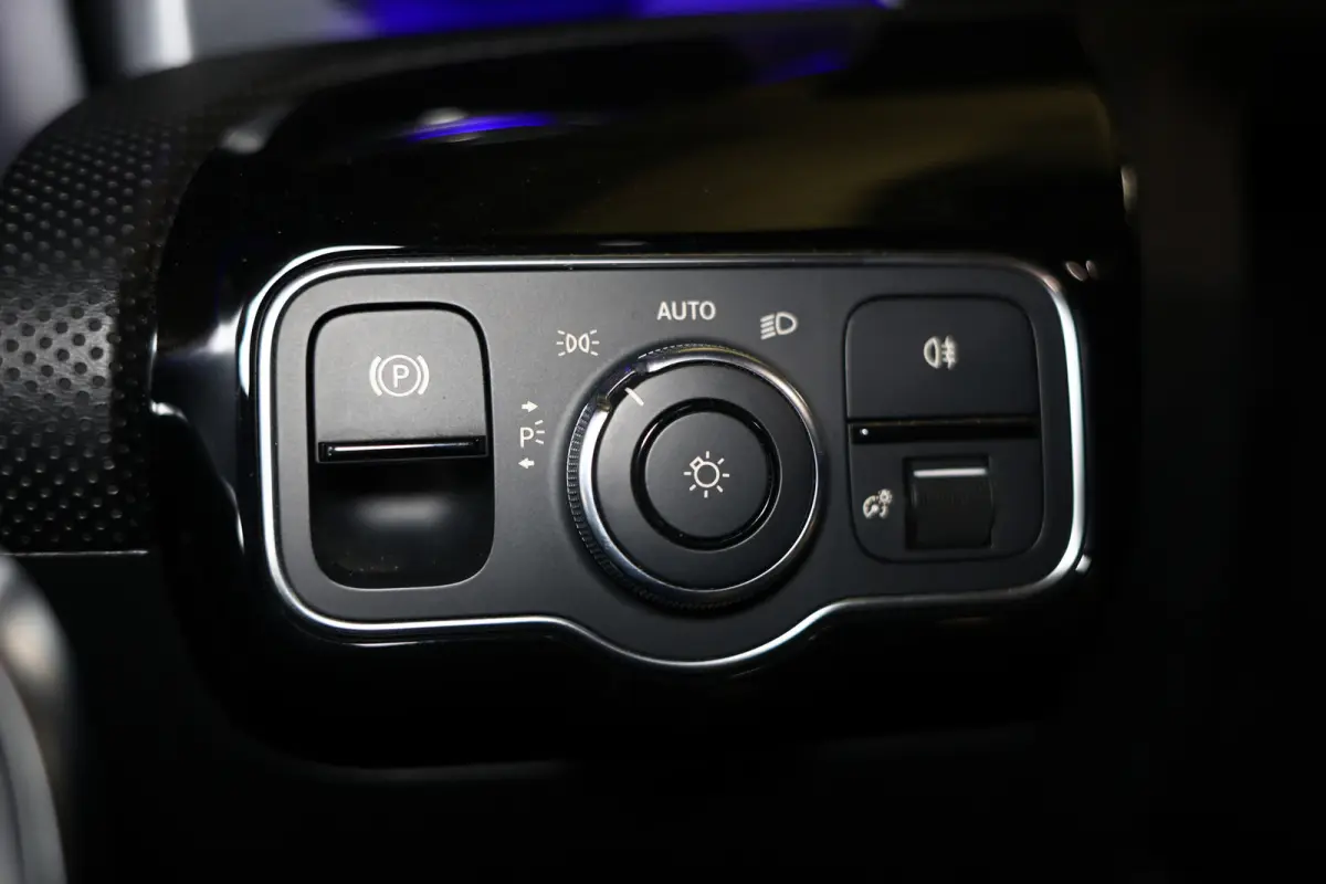 AMG 35 4MATIC PANO NAVI CAMERA VIRTUAL CRUISE CLIMA SFEER STOELVW BT '19