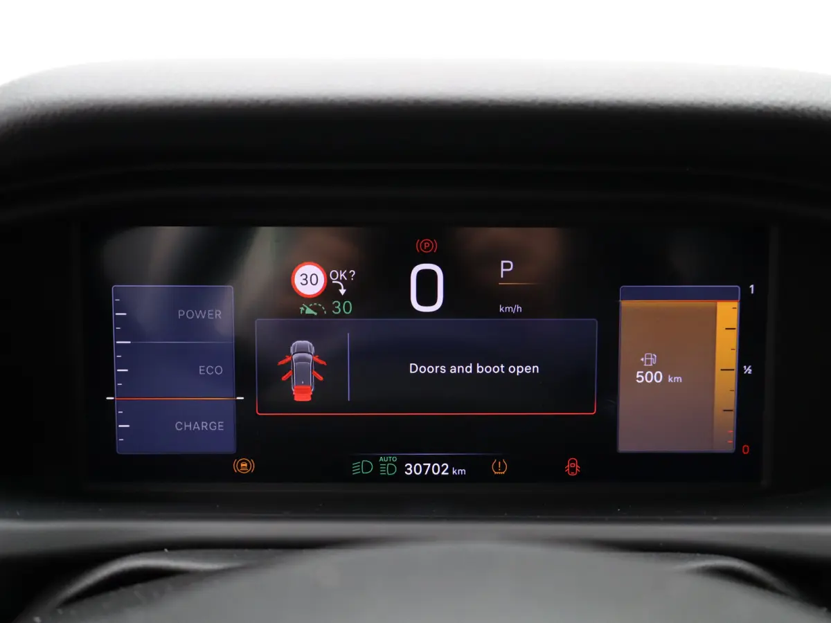 1.2 e-Hybrid Summit | Apple Carplay/Android Auto | Camera | Premium Audio | Parkeersensoren Voor en Achter | Keyless  | Navigatie | 18" Lichtmetalen Velgen | Adaptieve Cruise Control | Dualz