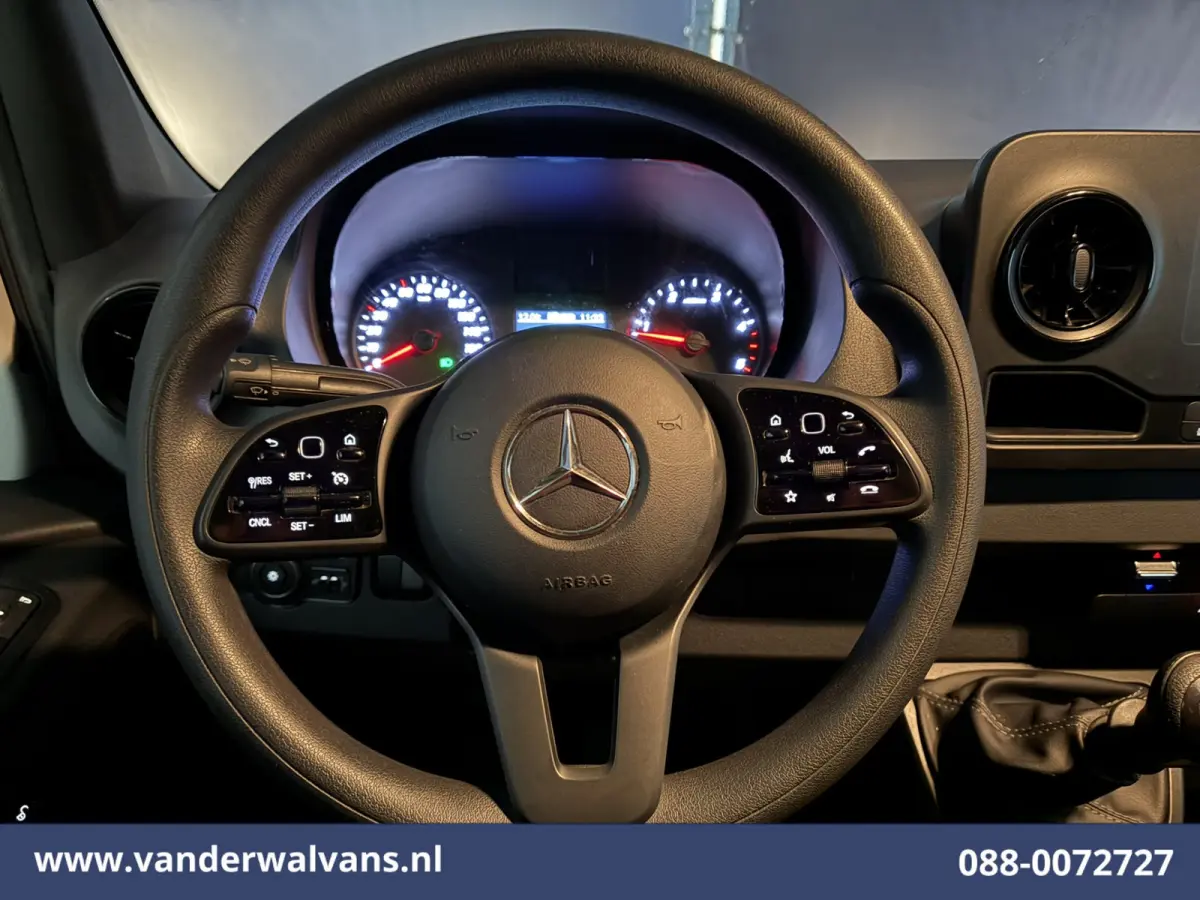 317 CDI 170pk Bakwagen 228cm Hoog Laadklep Euro6 Airco | Camera | Navigatie | Apple Carplay Cruisecontrol, Android Auto, Bijrijdersbank