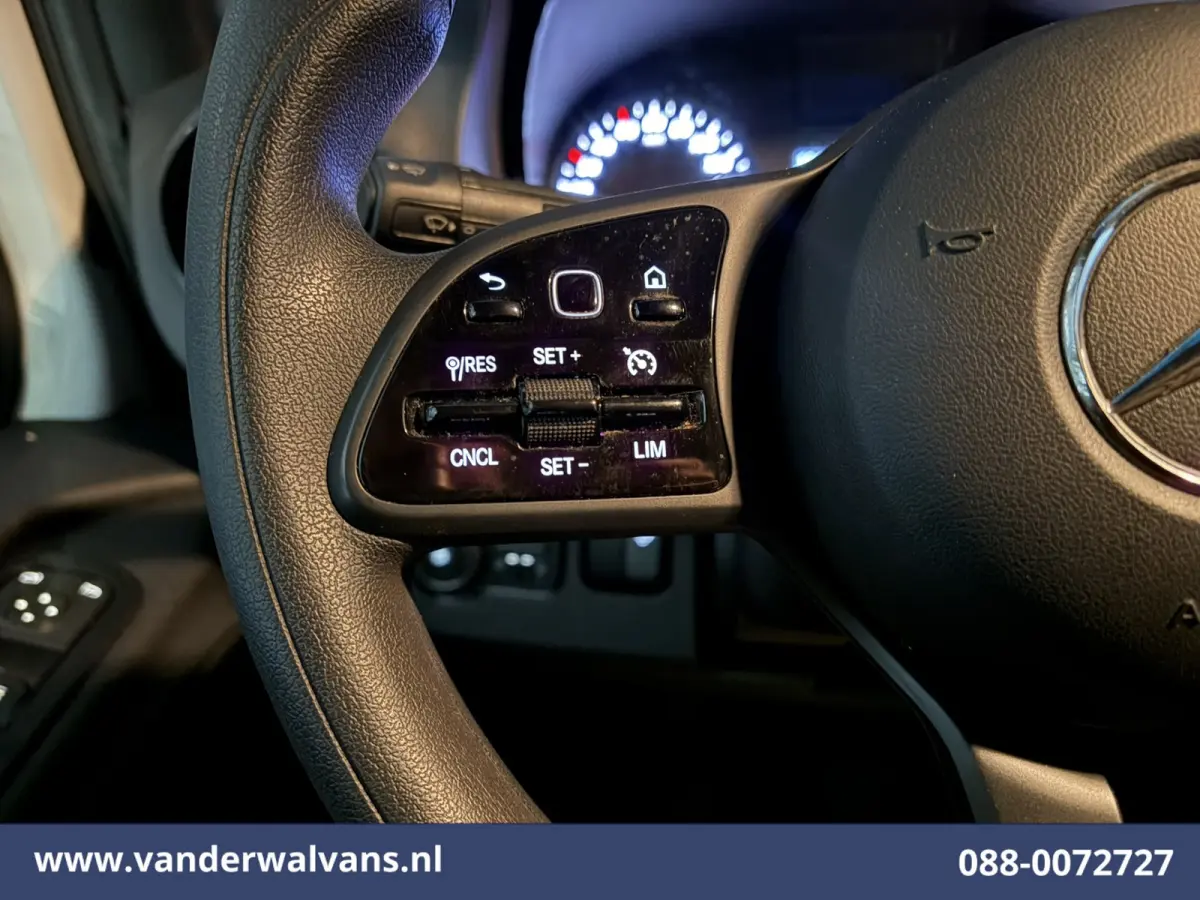 317 CDI 170pk Bakwagen 228cm Hoog Laadklep Euro6 Airco | Camera | Navigatie | Apple Carplay Cruisecontrol, Android Auto, Bijrijdersbank