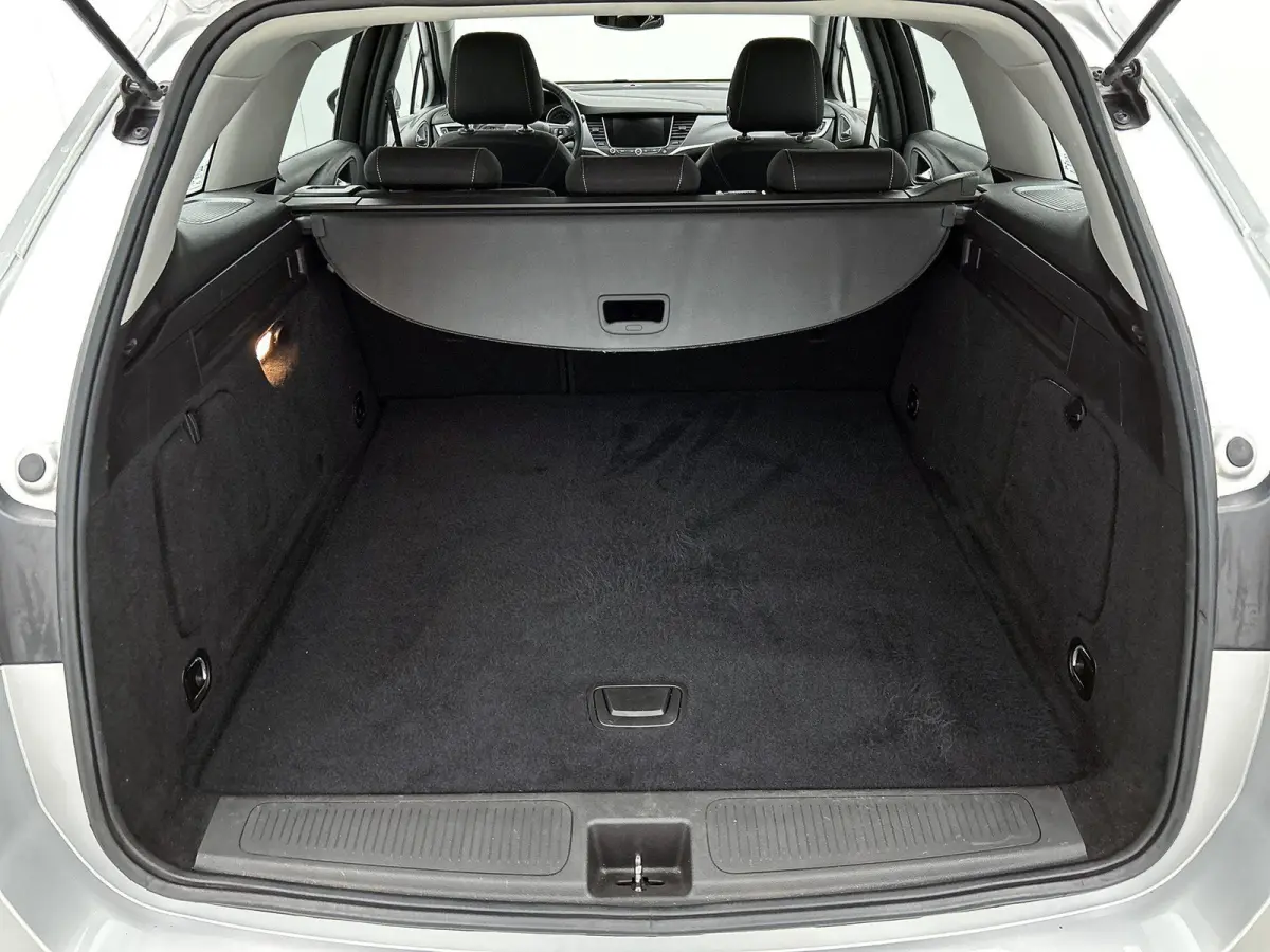 ST 105pk Online Edition | 1ste eigenaar | Parkeersensoren VOOR + Achter | Navigatie | Airco | AppleCarPlay/Android