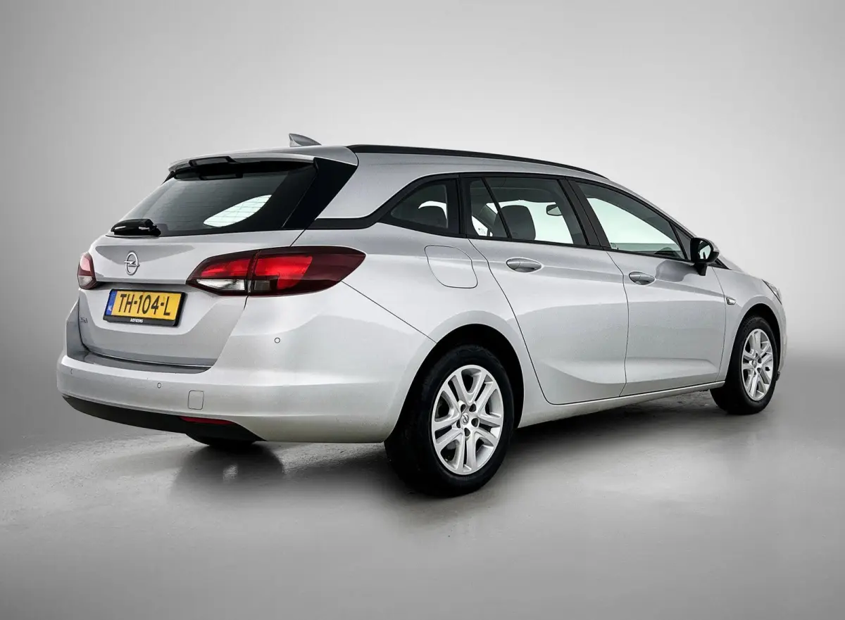 ST 105pk Online Edition | 1ste eigenaar | Parkeersensoren VOOR + Achter | Navigatie | Airco | AppleCarPlay/Android