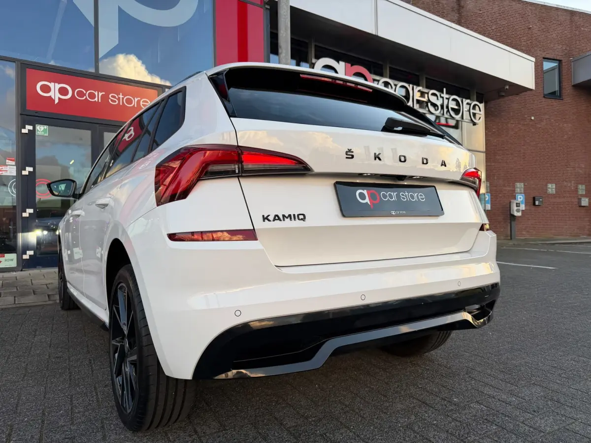 1.0 TSI DSG-7 Monte Carlo Vol | Pano | Camera | Parksens | Stoelverwarming | Carplay | Keyless |