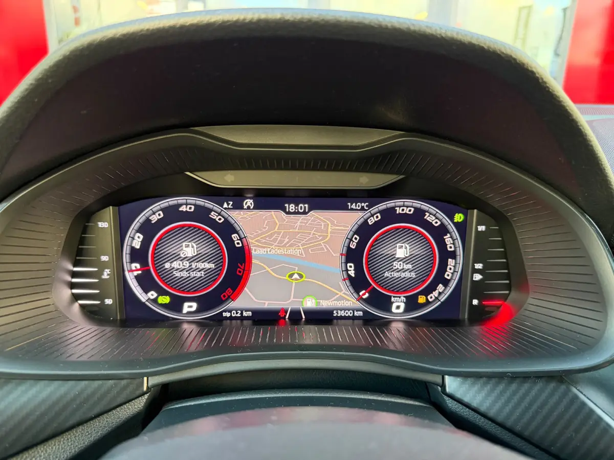1.0 TSI DSG-7 Monte Carlo Vol | Pano | Camera | Parksens | Stoelverwarming | Carplay | Keyless |