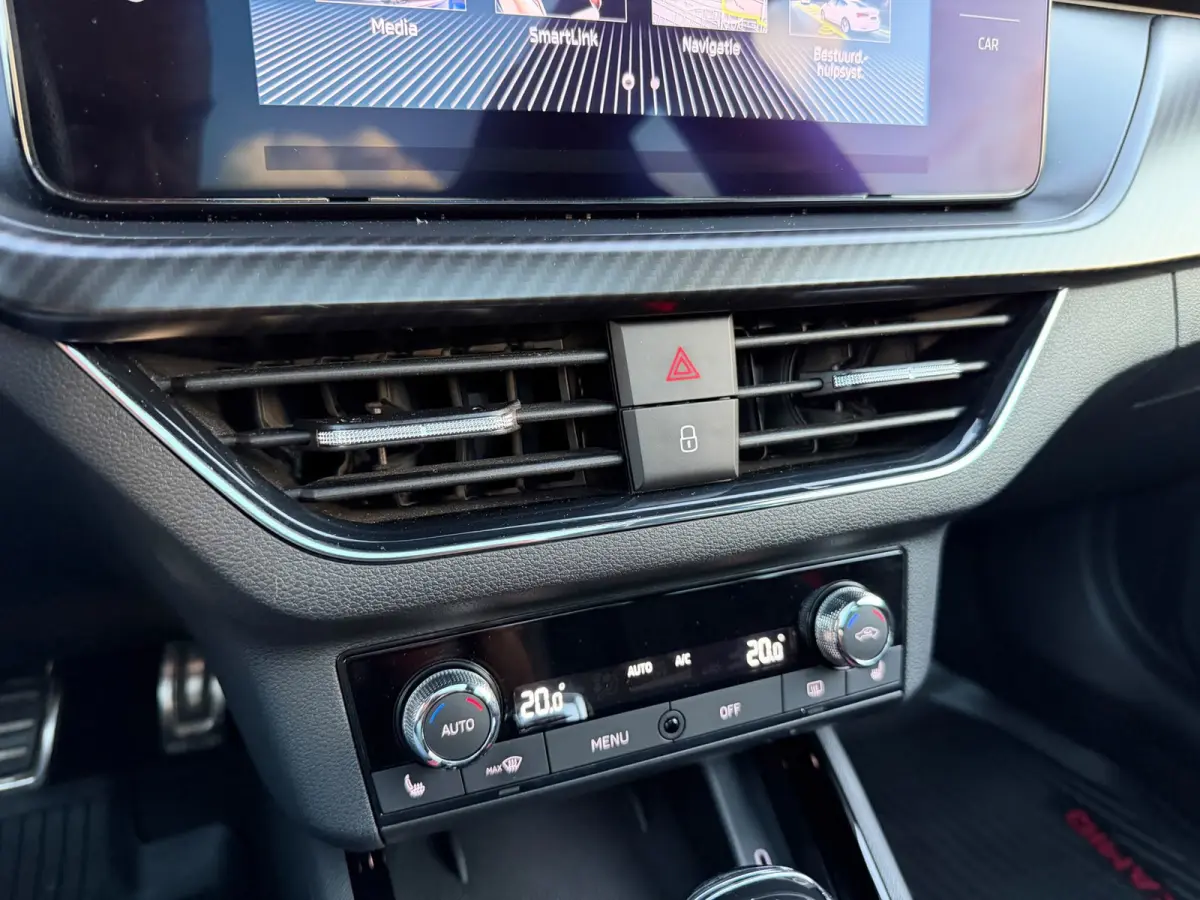 1.0 TSI DSG-7 Monte Carlo Vol | Pano | Camera | Parksens | Stoelverwarming | Carplay | Keyless |