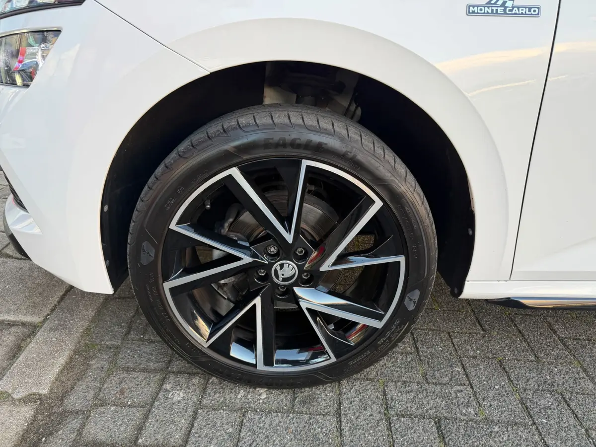 1.0 TSI DSG-7 Monte Carlo Vol | Pano | Camera | Parksens | Stoelverwarming | Carplay | Keyless |