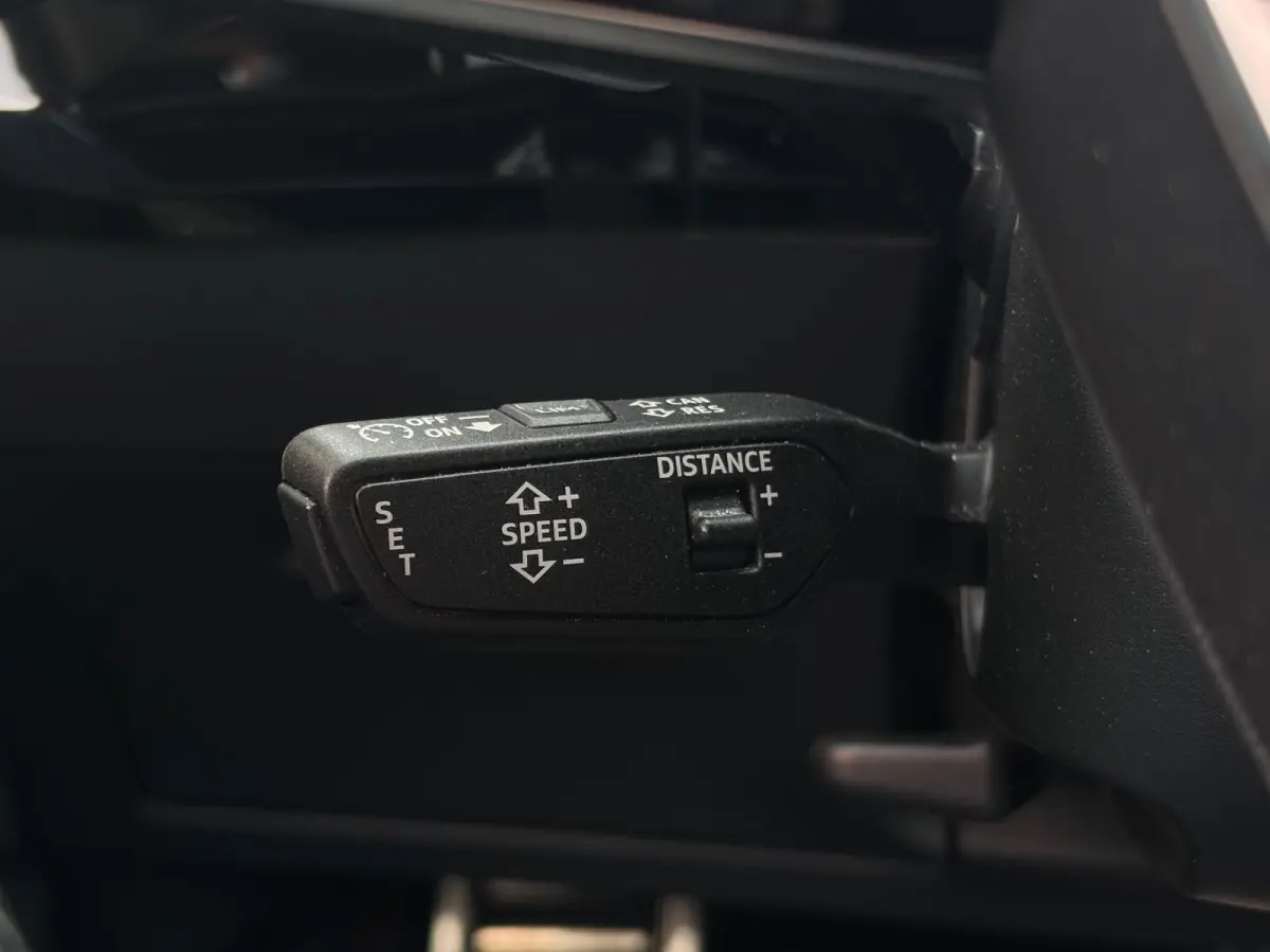 SQ8 S quattro 115 kWh(1e Eig, Dealer OnderH, B&O, Luchtvering, Camera, Carplay, StoelV, Automatisch Inparkeren,Etc)