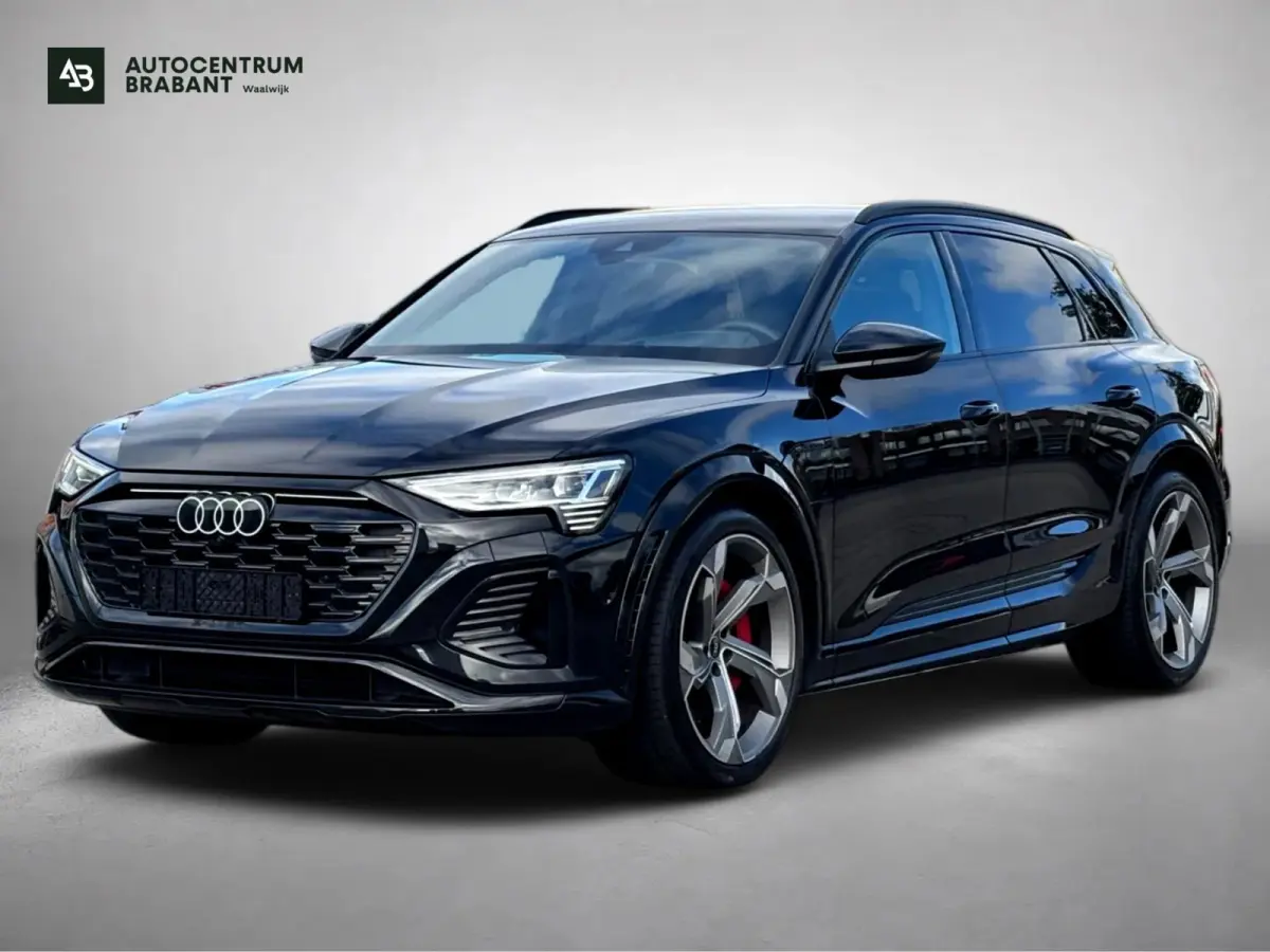 SQ8 S quattro 115 kWh(1e Eig, Dealer OnderH, B&O, Luchtvering, Camera, Carplay, StoelV, Automatisch Inparkeren,Etc)