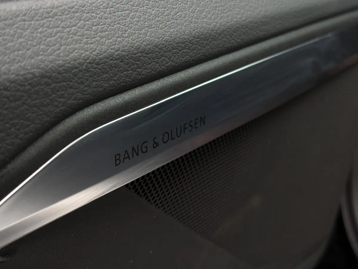 SQ8 S quattro 115 kWh(1e Eig, Dealer OnderH, B&O, Luchtvering, Camera, Carplay, StoelV, Automatisch Inparkeren,Etc)