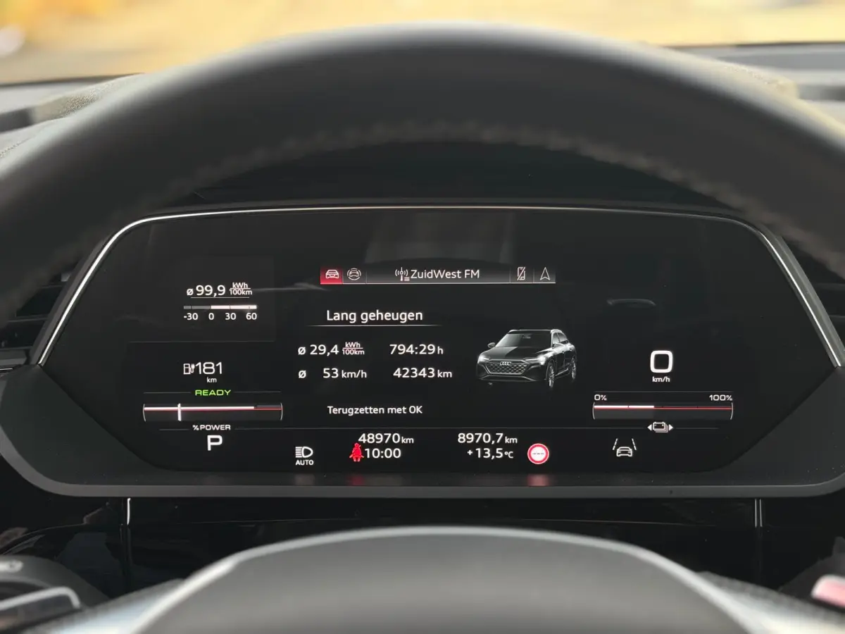 SQ8 S quattro 115 kWh(1e Eig, Dealer OnderH, B&O, Luchtvering, Camera, Carplay, StoelV, Automatisch Inparkeren,Etc)