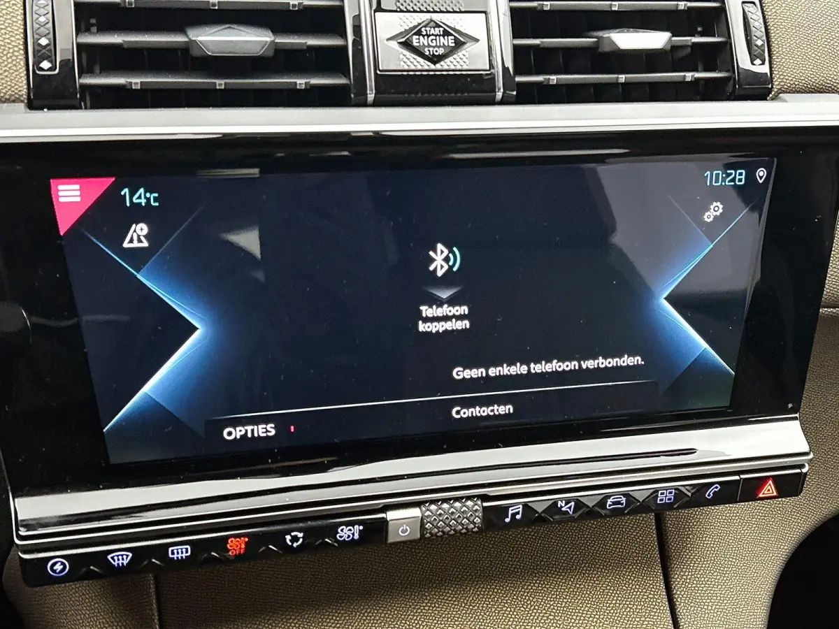 E-Tense 225PK Business CAMERA | VIRTUAL | NAVI & CARPLAY