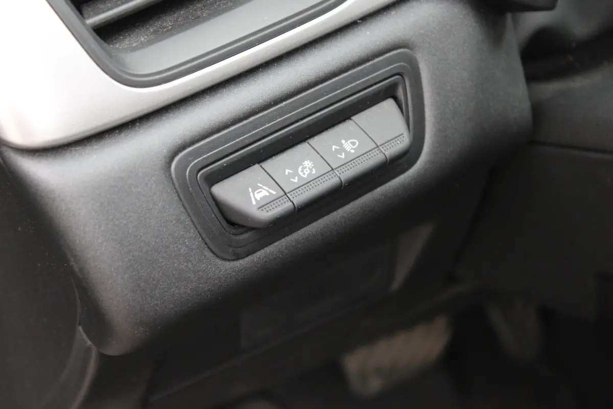 1.6 E-Tech Hybrid 145 ECC,TREKHAAK