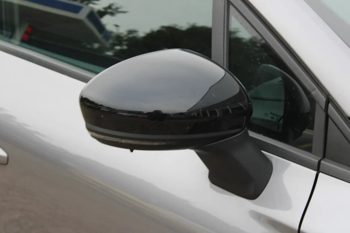1.6 E-Tech Hybrid 145 ECC,TREKHAAK