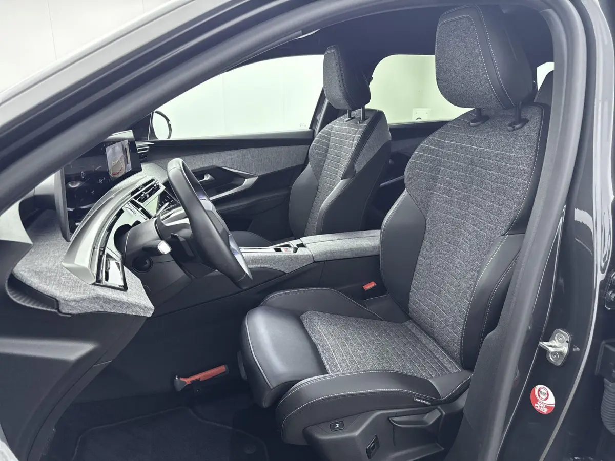 SUV Hybrid 145pk Allure 7p | Adaptieve Cruise Control | Trekhaak | 360 Camera | Dodehoekbewaking