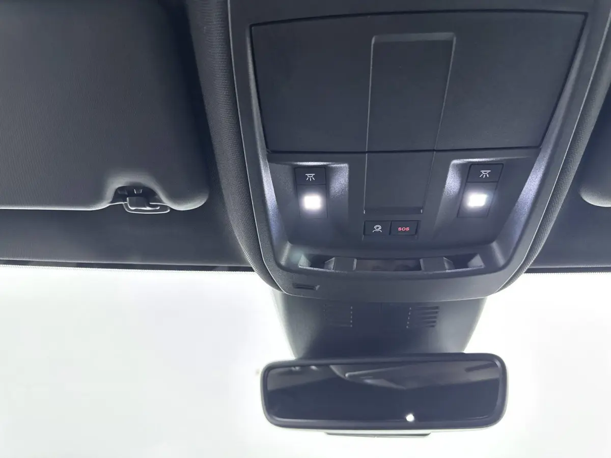 SUV Hybrid 145pk Allure 7p | Adaptieve Cruise Control | Trekhaak | 360 Camera | Dodehoekbewaking