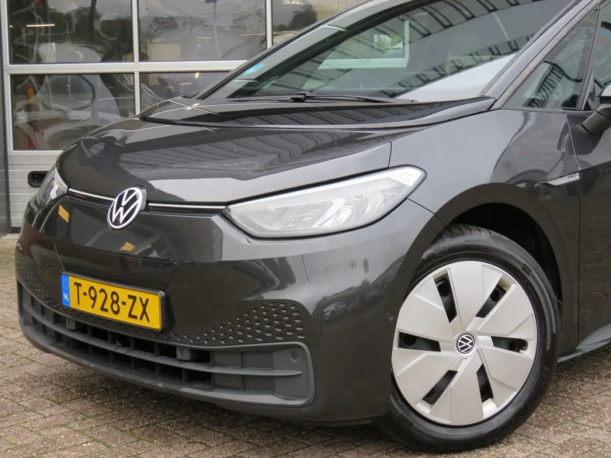 PRO ED. ADV. 58 KWH / soh 93% / Stoel&stuurverw. / Camera / Half leder / BOVAG garantie
