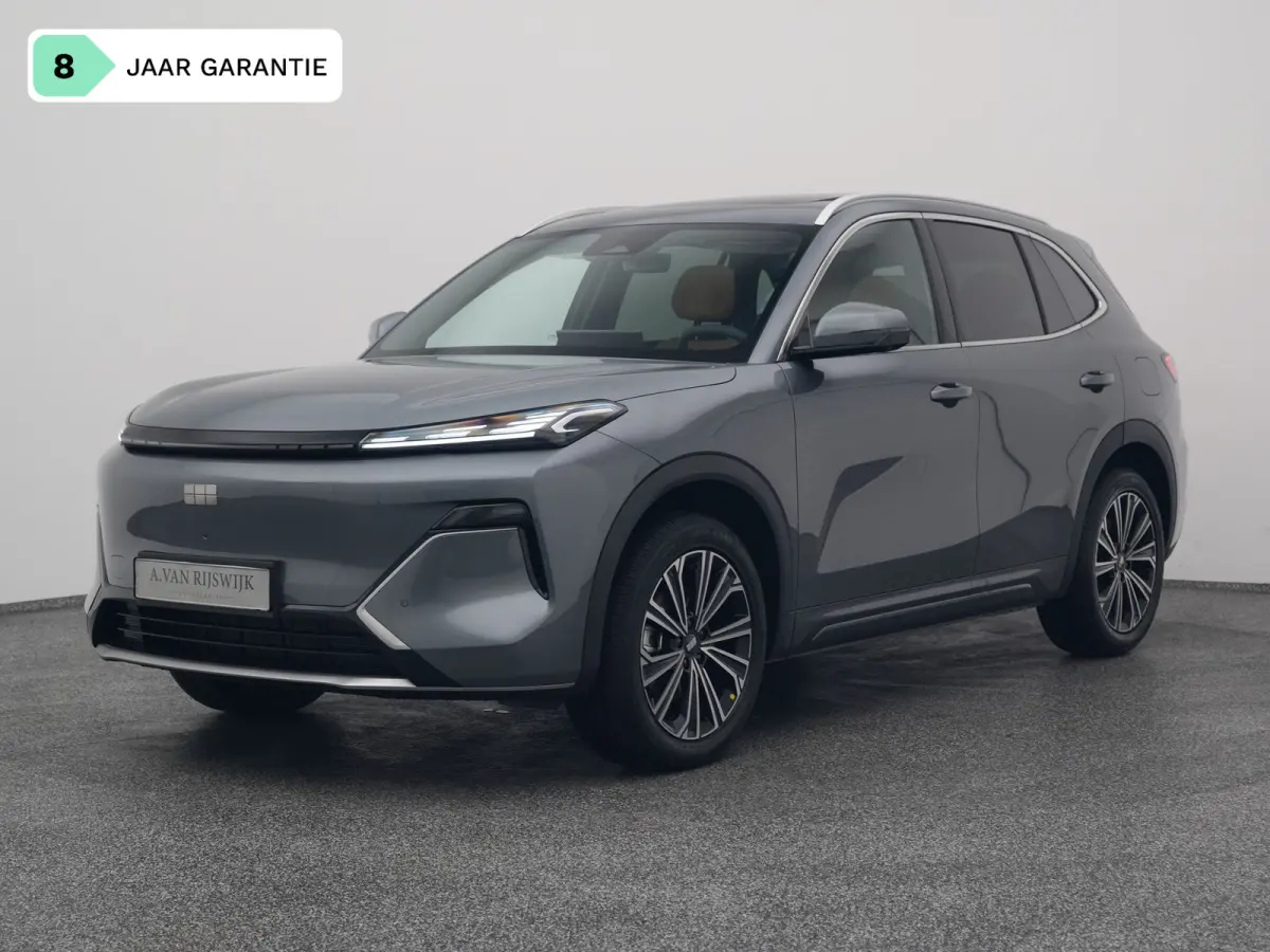 NEW | 1.5 Max+ | BRUIN LEDER | 136 KM ELEKTRISCH | PANO | HUD | ADAPTIVE | STOEL- EN STUURVERW. + VENT. + MASSAGE