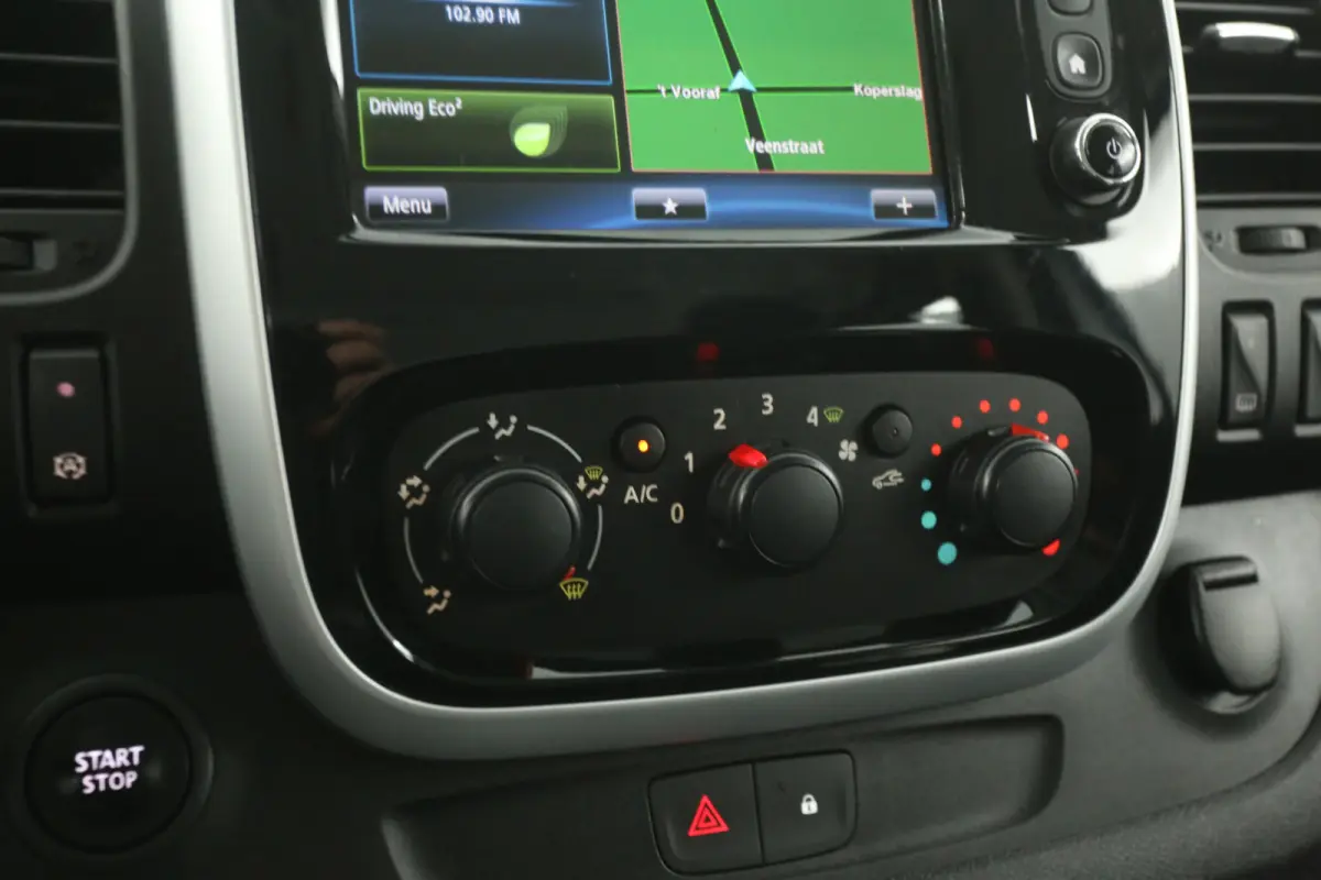 1.6 dCi L2H1 | 8 Zits | Airco | Cruise | Navi | Trekhaak | Parkeersens.