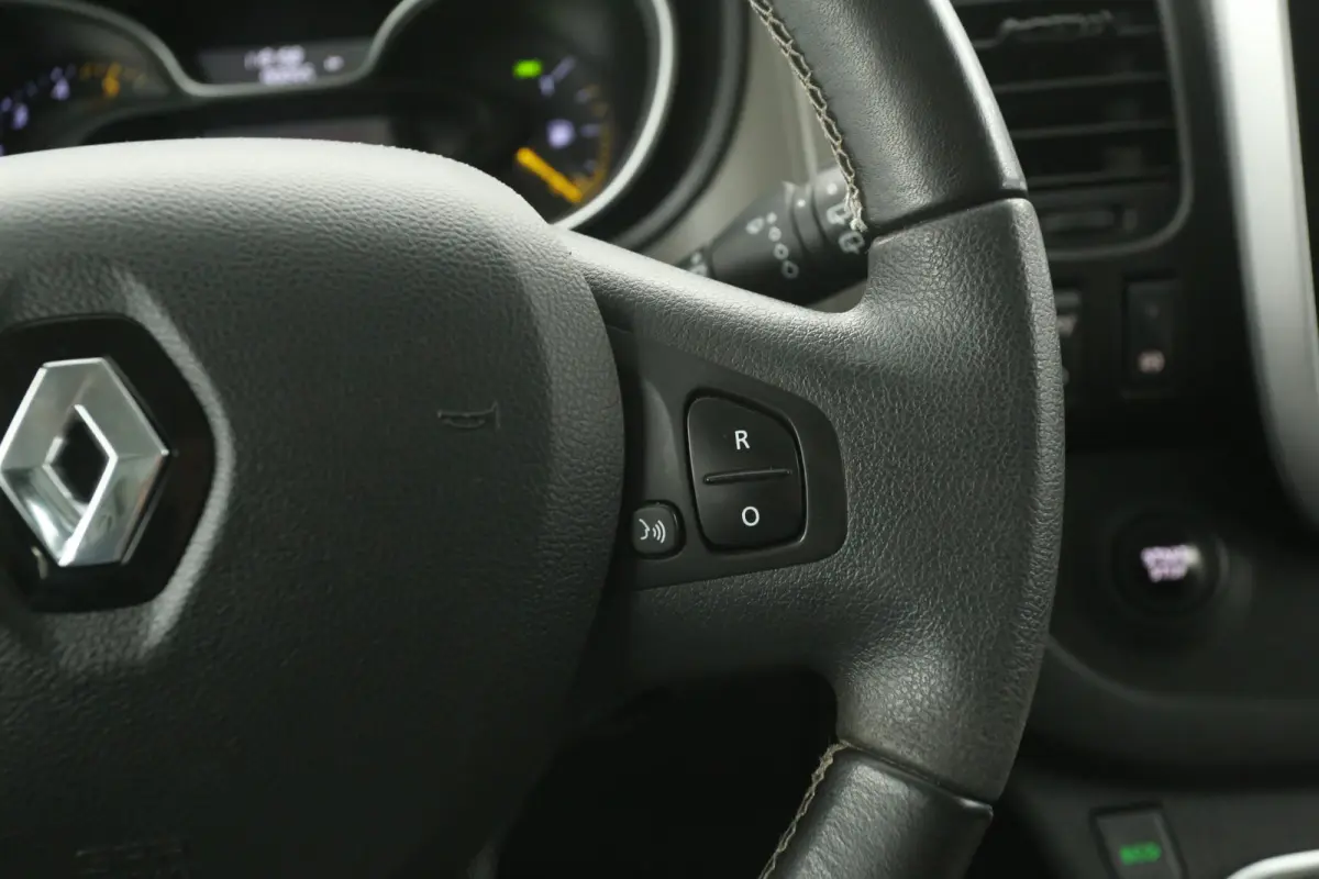 1.6 dCi L2H1 | 8 Zits | Airco | Cruise | Navi | Trekhaak | Parkeersens.
