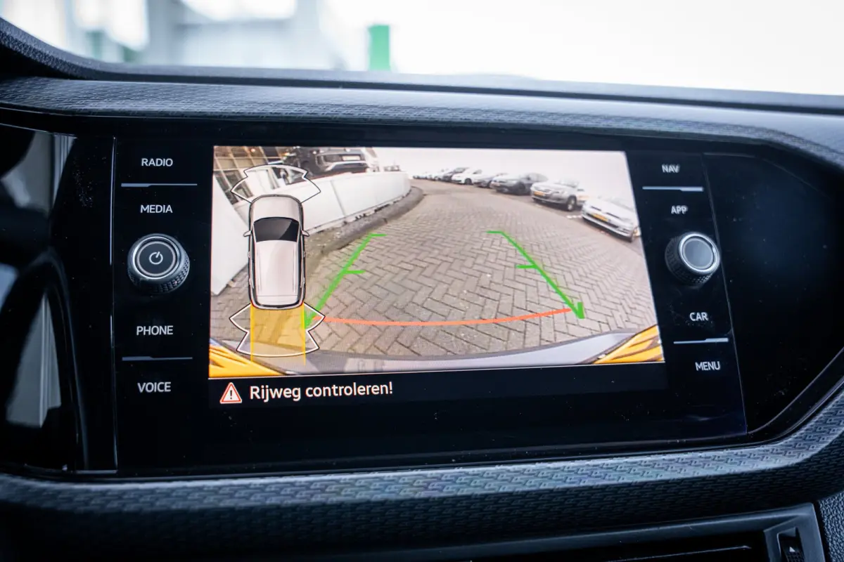 1.0 TSI R-Line | Airco (automatisch) | Cruise control adaptief | LED koplampen