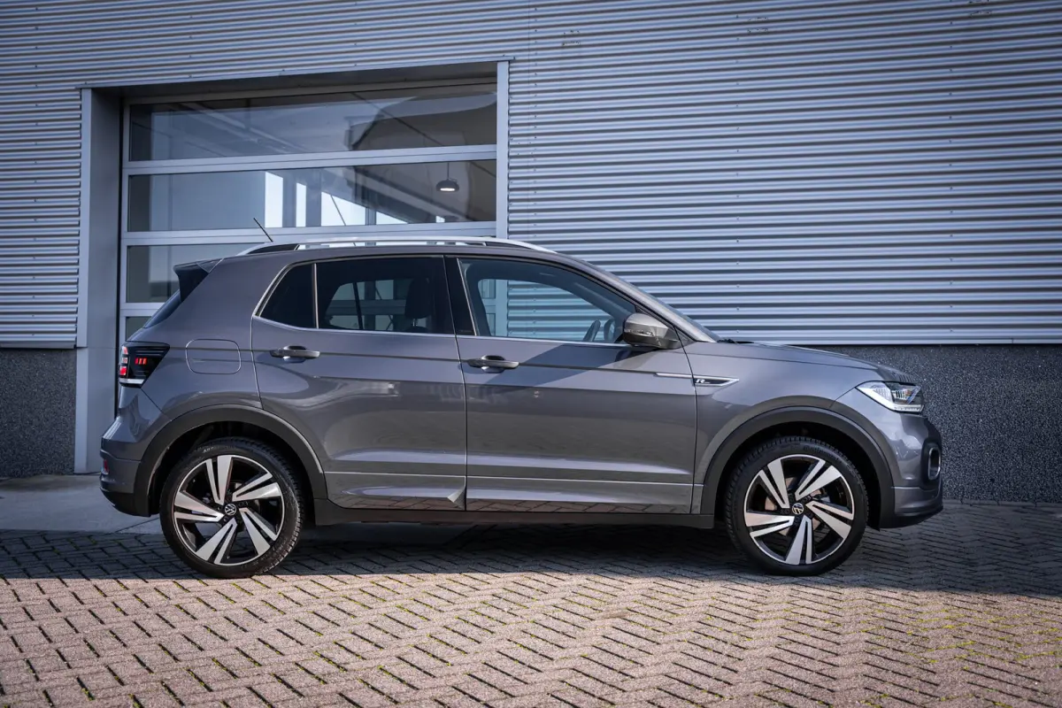 1.0 TSI R-Line | Airco (automatisch) | Cruise control adaptief | LED koplampen