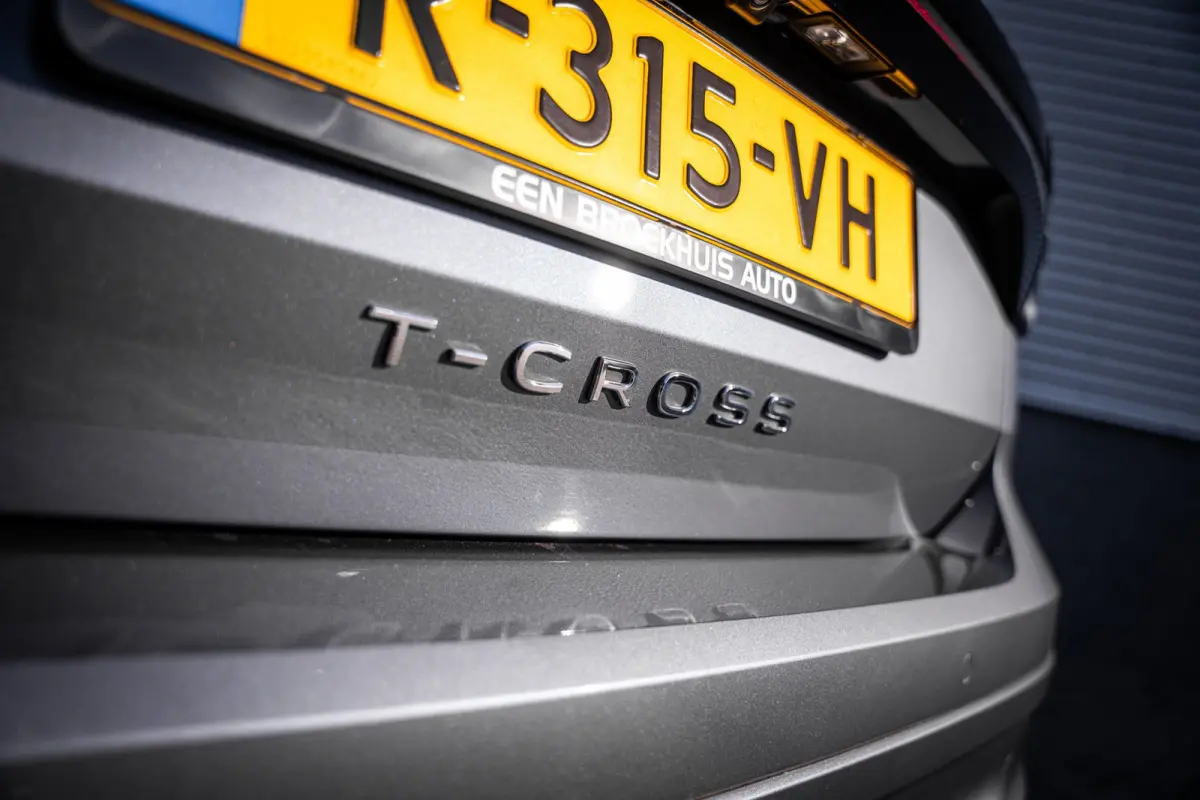 1.0 TSI R-Line | Airco (automatisch) | Cruise control adaptief | LED koplampen