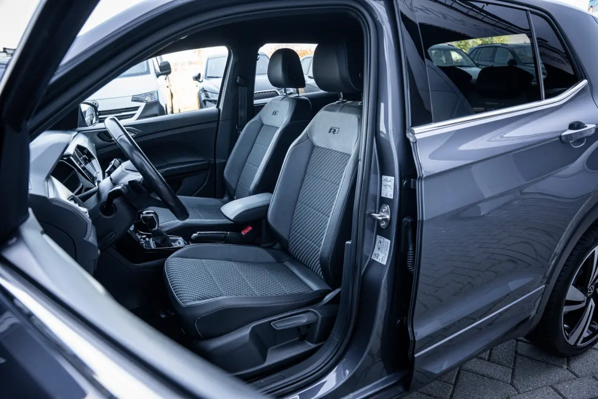 1.0 TSI R-Line | Airco (automatisch) | Cruise control adaptief | LED koplampen