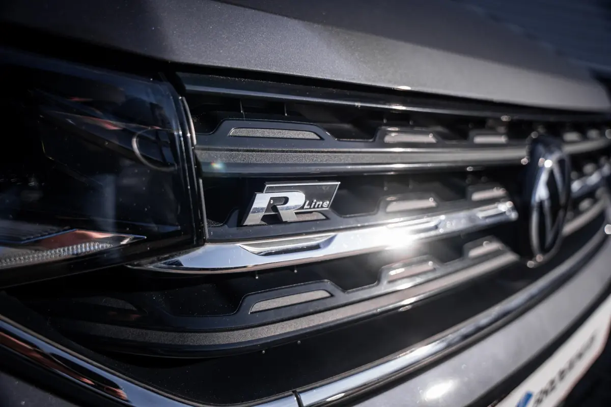 1.0 TSI R-Line | Airco (automatisch) | Cruise control adaptief | LED koplampen