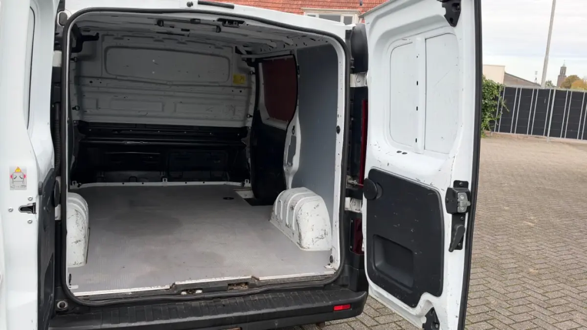 1.6 DCI 70KW 95PK EURO 6 AIRCO/ CRUISE CONTROL/ TREKHAAK/ BIJRIJDERSBANK