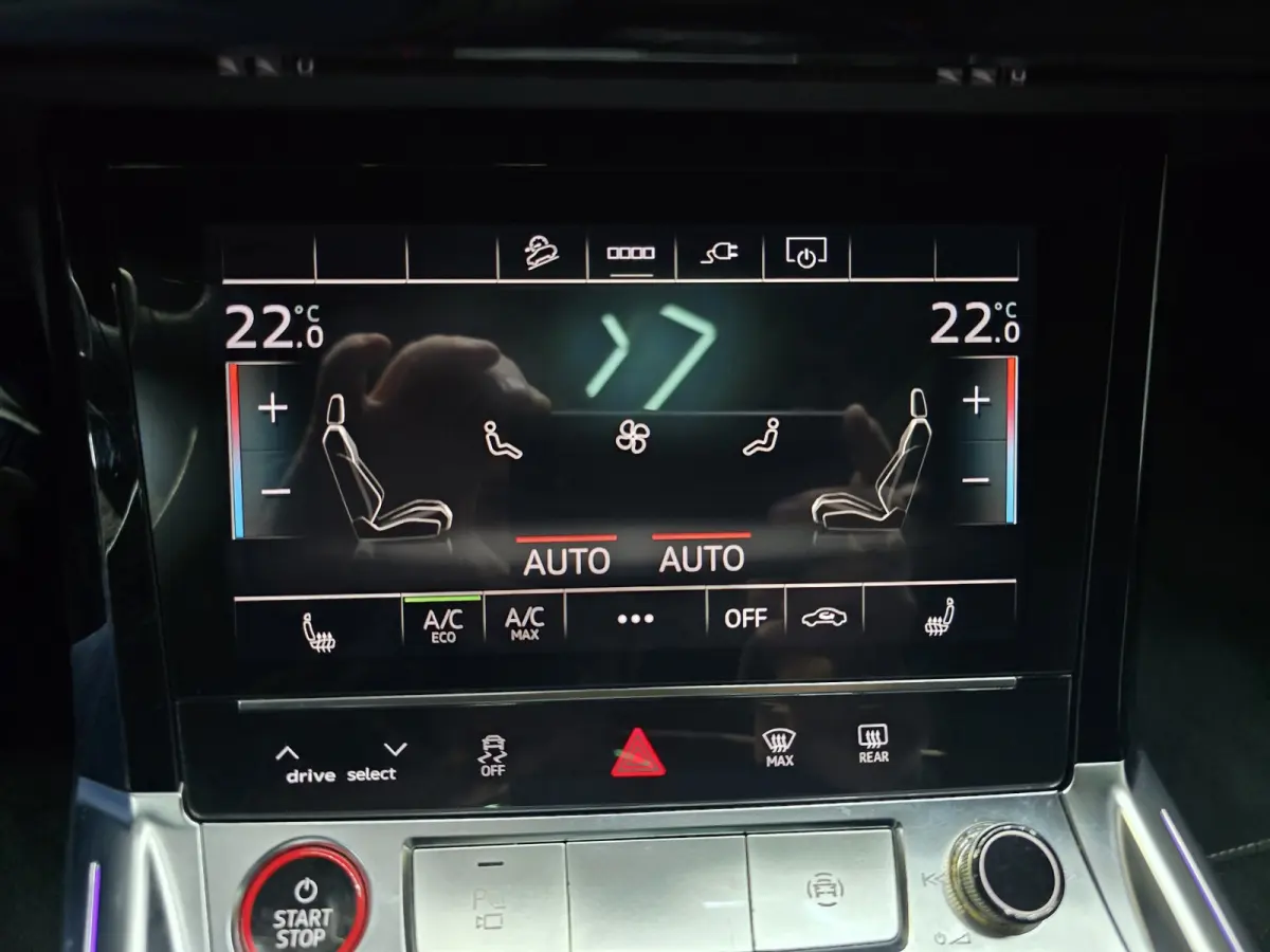 S quattro 503PK! S edition 95 kWh Pano ACC Trekhaak 360 BlackPack Keyless 21"LM