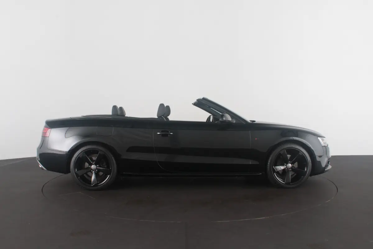 1.8 TFSI S line > 177pk/Cabrio/Full Black/Sportstoelen verwarmbaar...