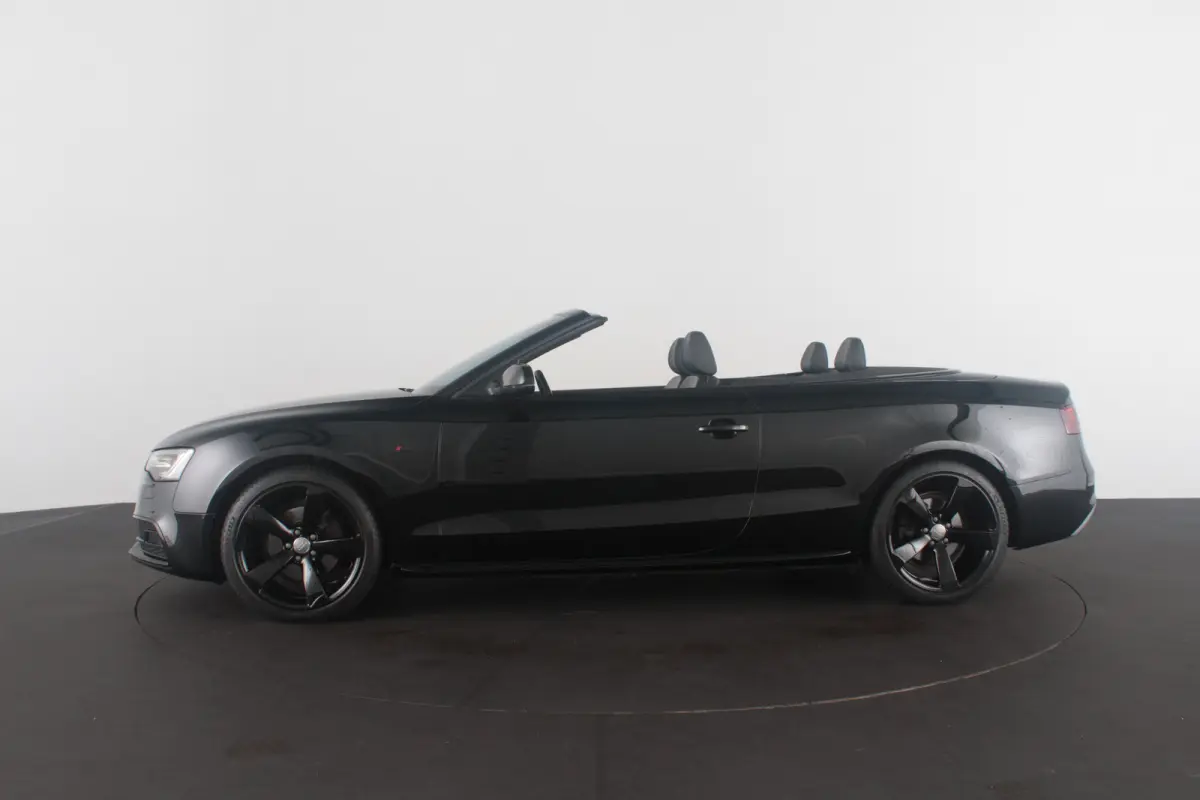 1.8 TFSI S line > 177pk/Cabrio/Full Black/Sportstoelen verwarmbaar...