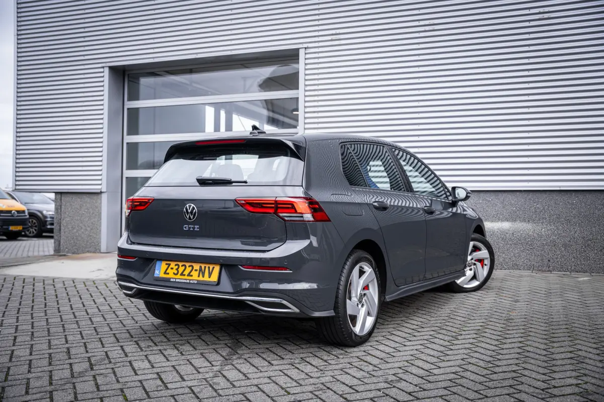 1.4 eHybrid GTE | Achteruitrijcamera | Full-LED koplampen | Navigatiesysteem full map