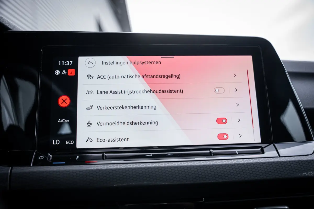 1.4 eHybrid GTE | Achteruitrijcamera | Full-LED koplampen | Navigatiesysteem full map