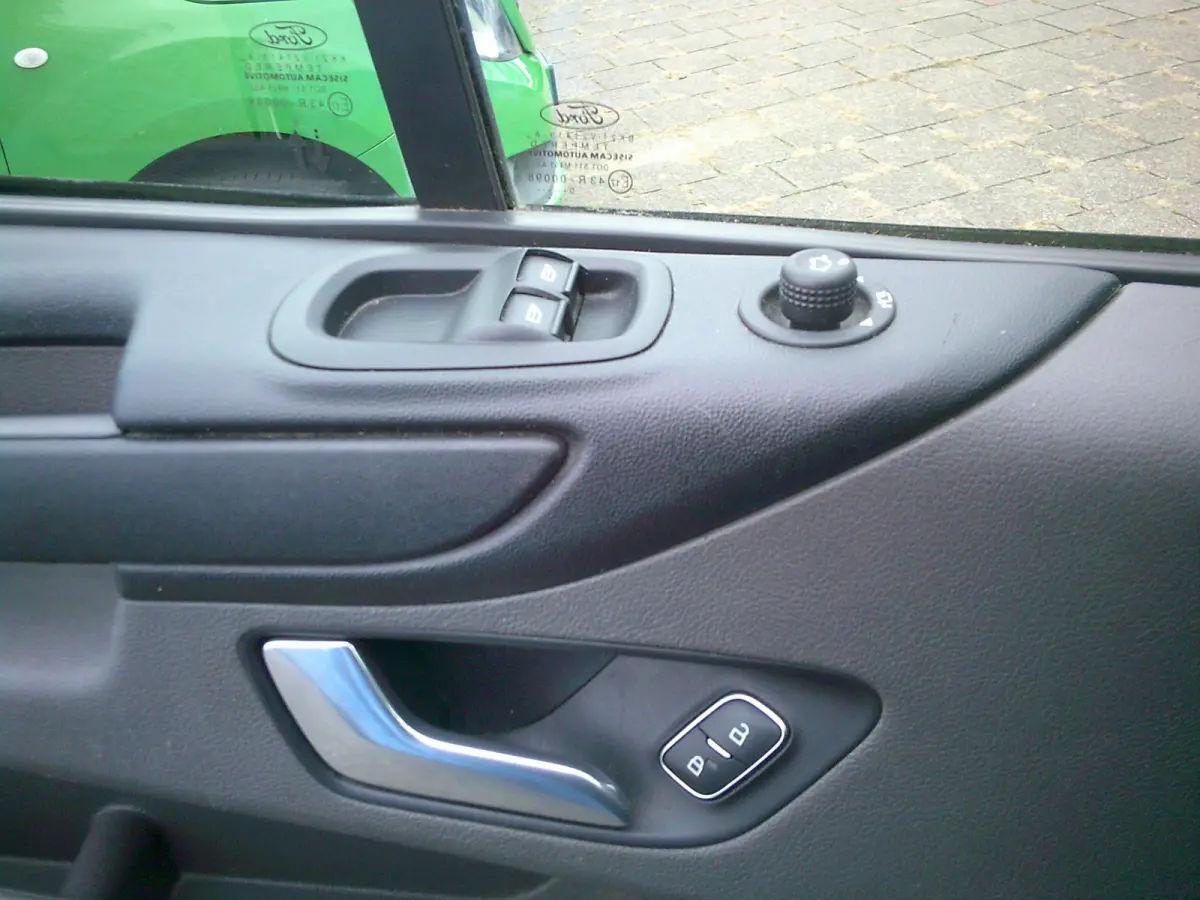 340 2.0 TDCI L2H1 Trend