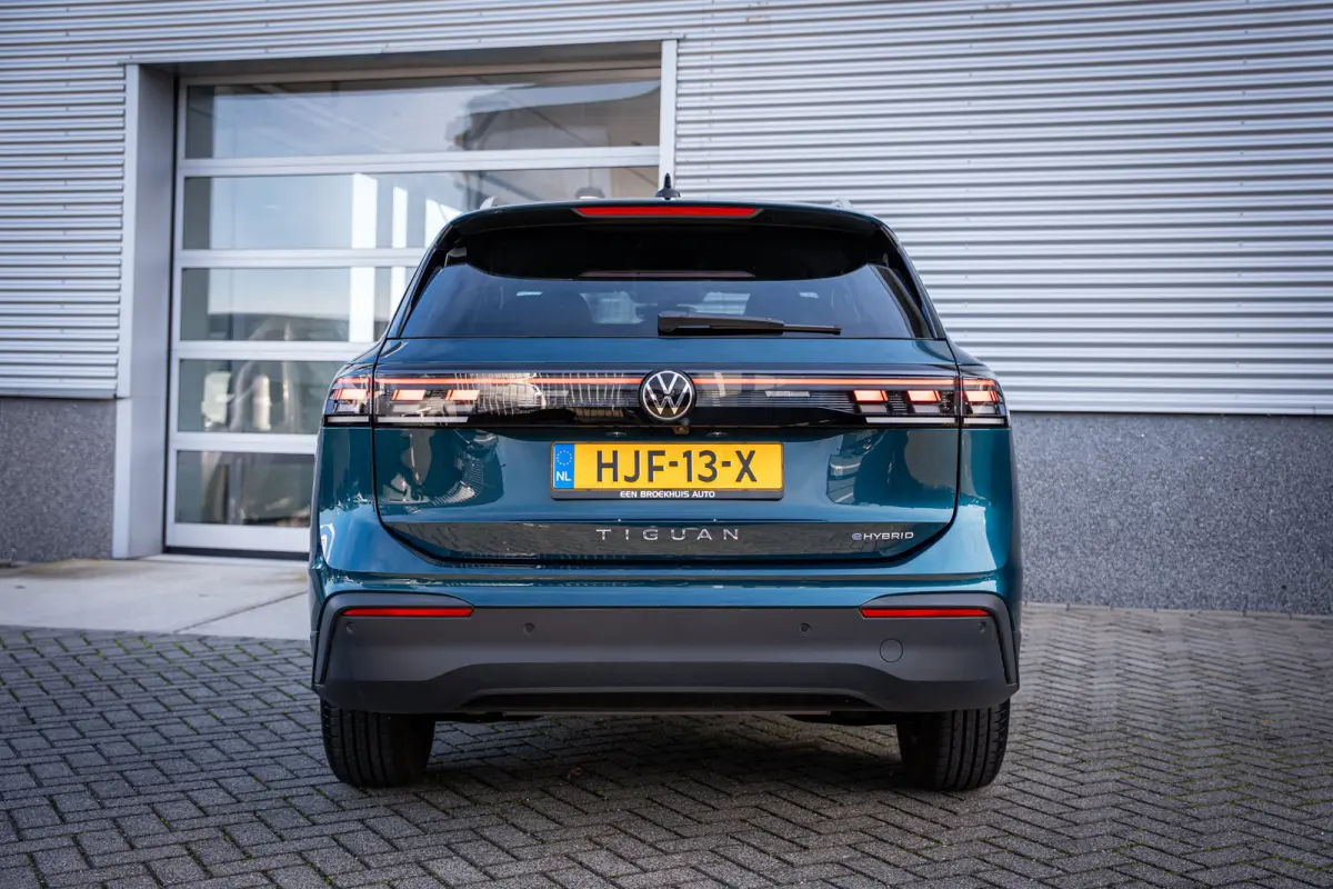 1.5 eHybrid Life Edition | Achteruitrijcamera | Elektrisch bedienbare achterklep met sensorsturing | Parkeersensor achter
