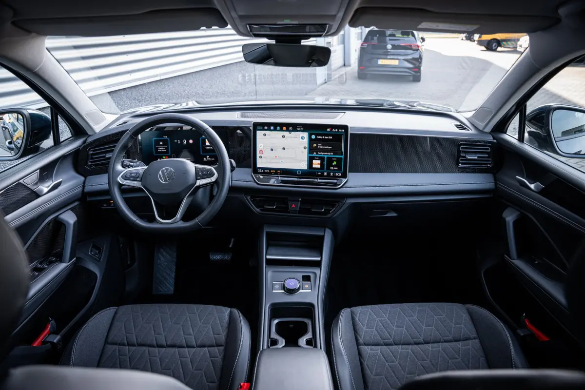 1.5 eHybrid Life Edition | Achteruitrijcamera | Elektrisch bedienbare achterklep met sensorsturing | Parkeersensor achter