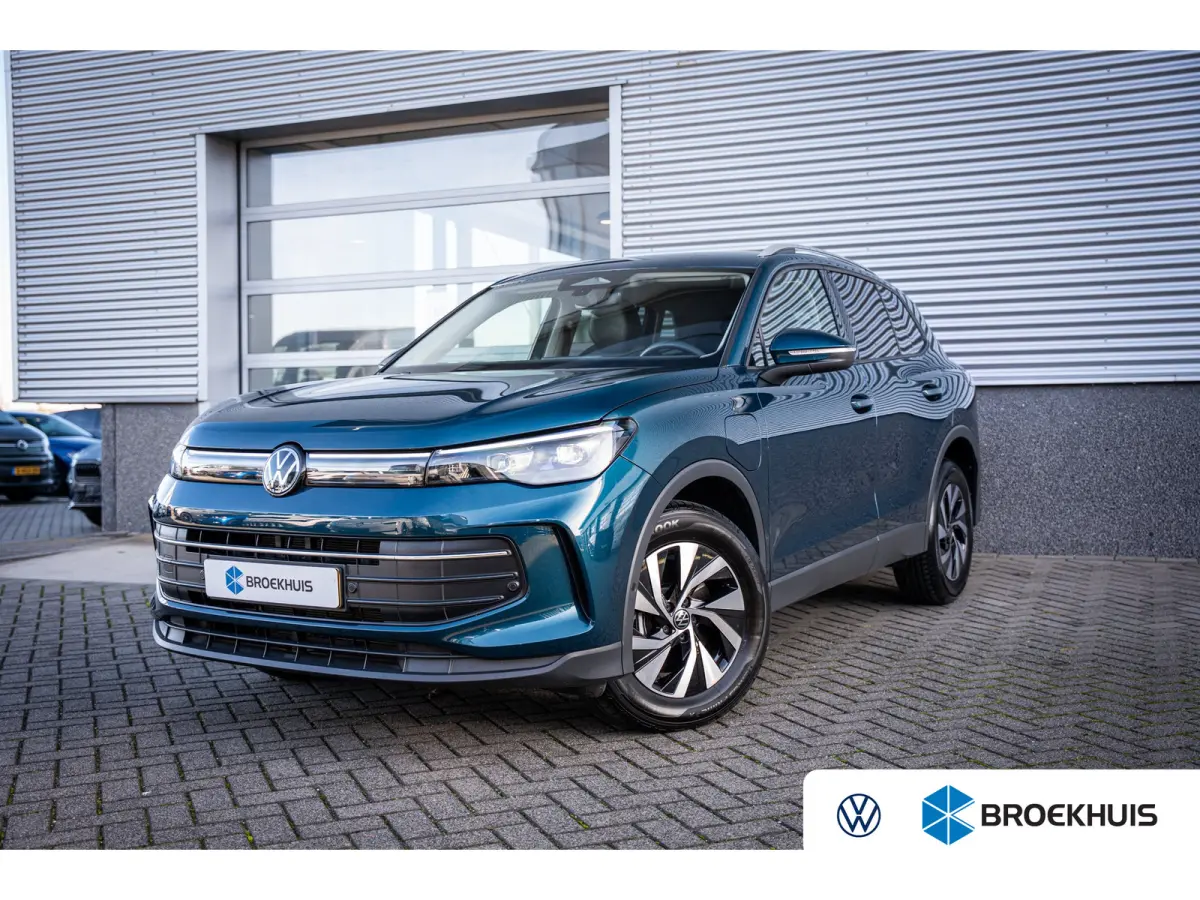 1.5 eHybrid Life Edition | Achteruitrijcamera | Elektrisch bedienbare achterklep met sensorsturing | Parkeersensor achter